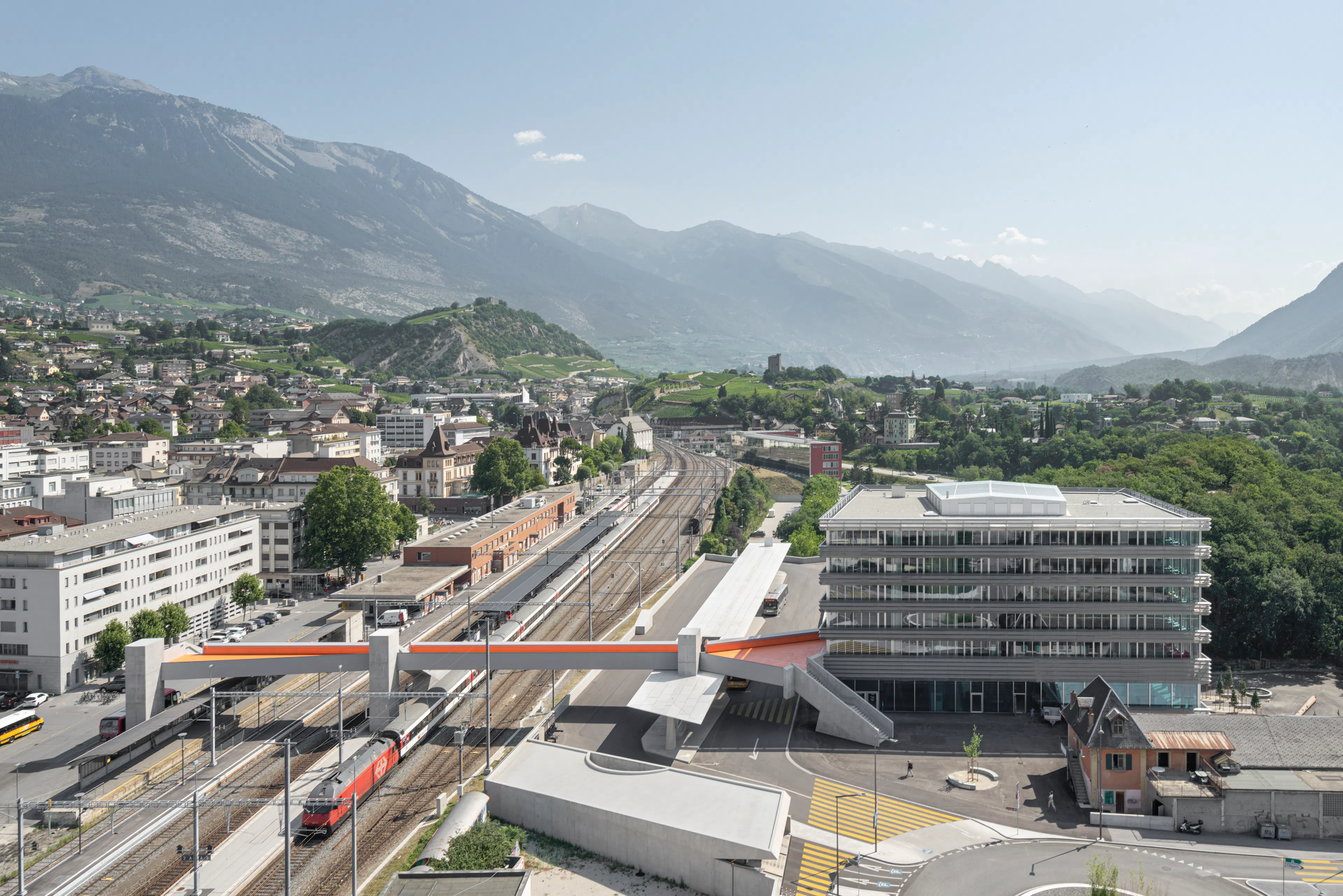 CGS / Ecole de commerce et de culture générale — 8