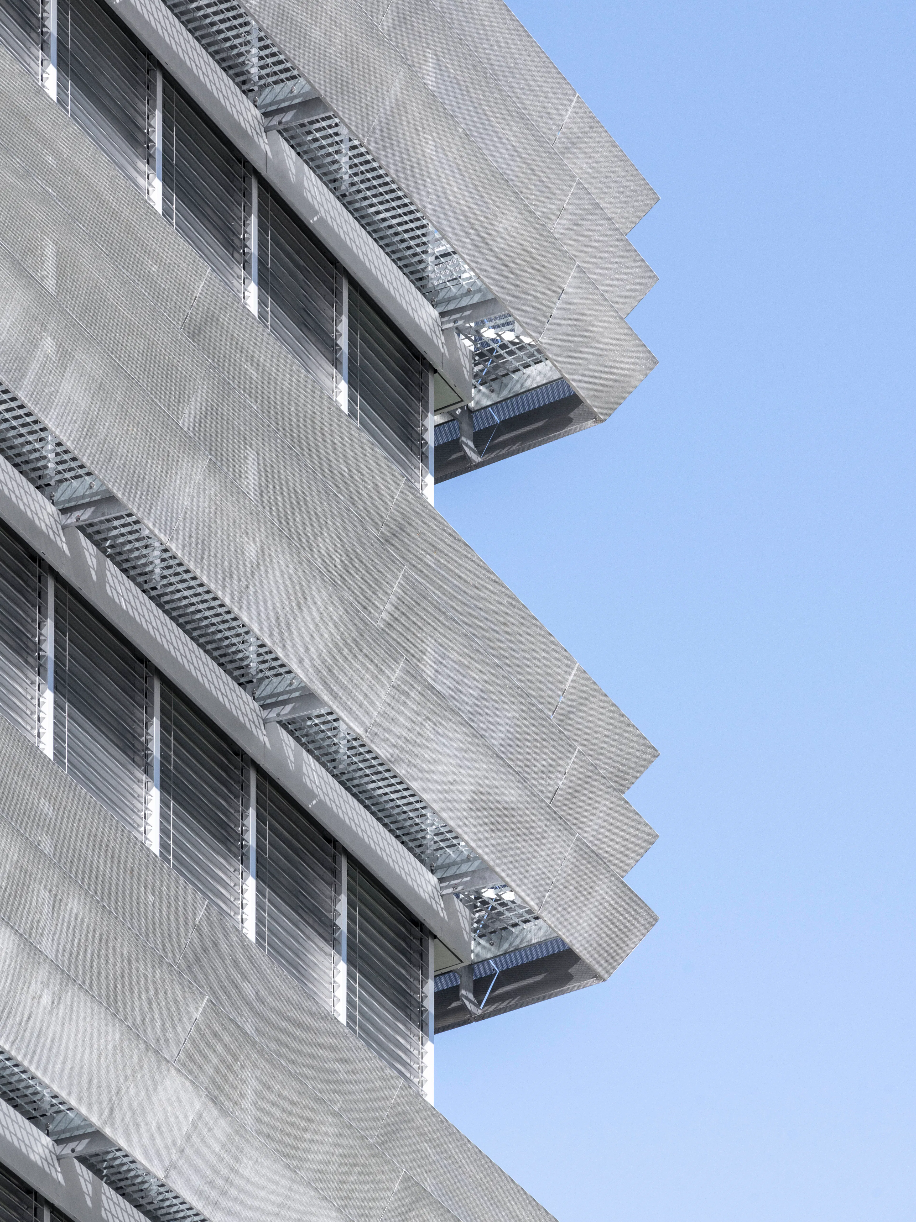 CGS / Ecole de commerce et de culture générale — 4