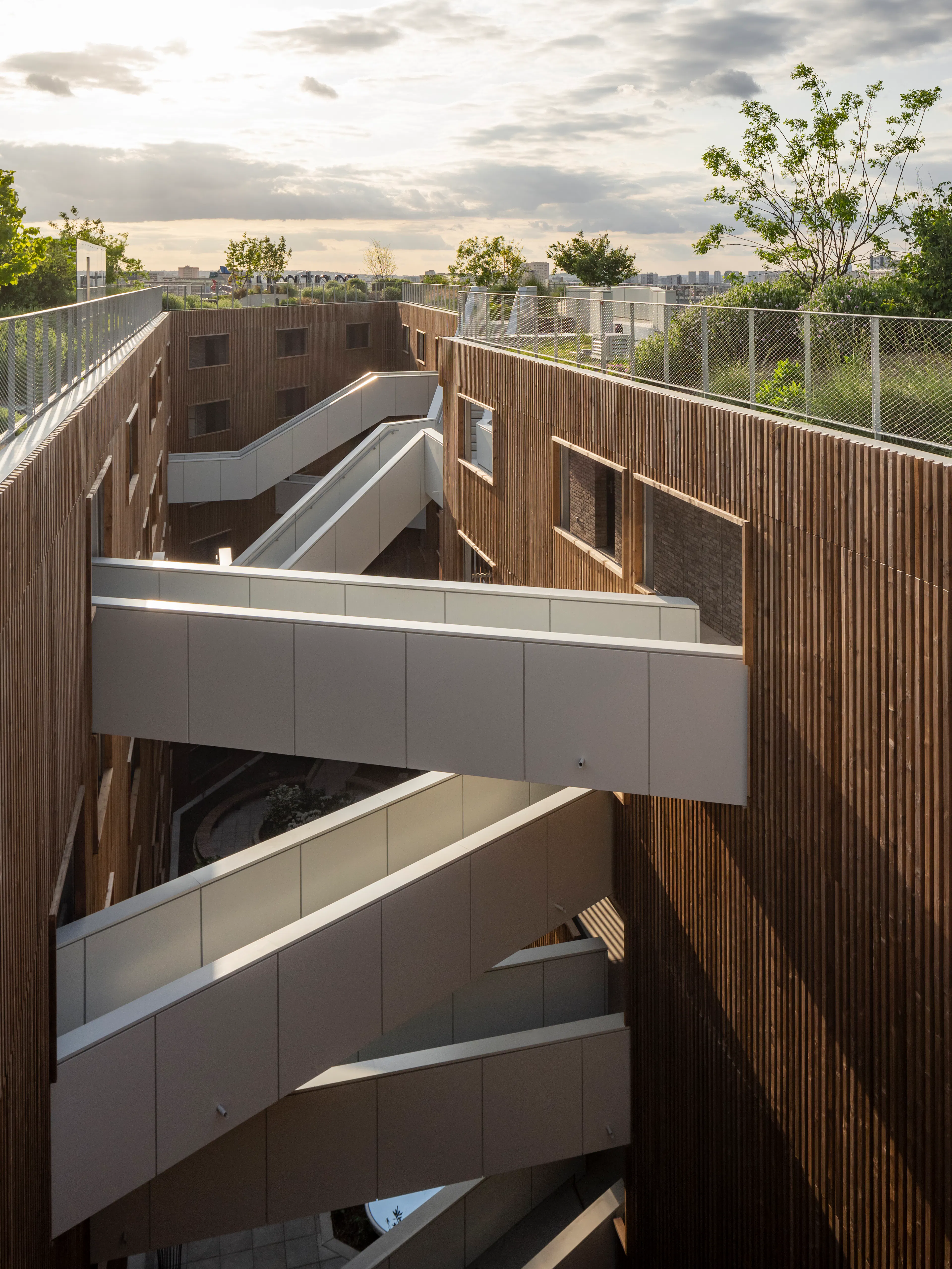 Fondation de Chine — 12