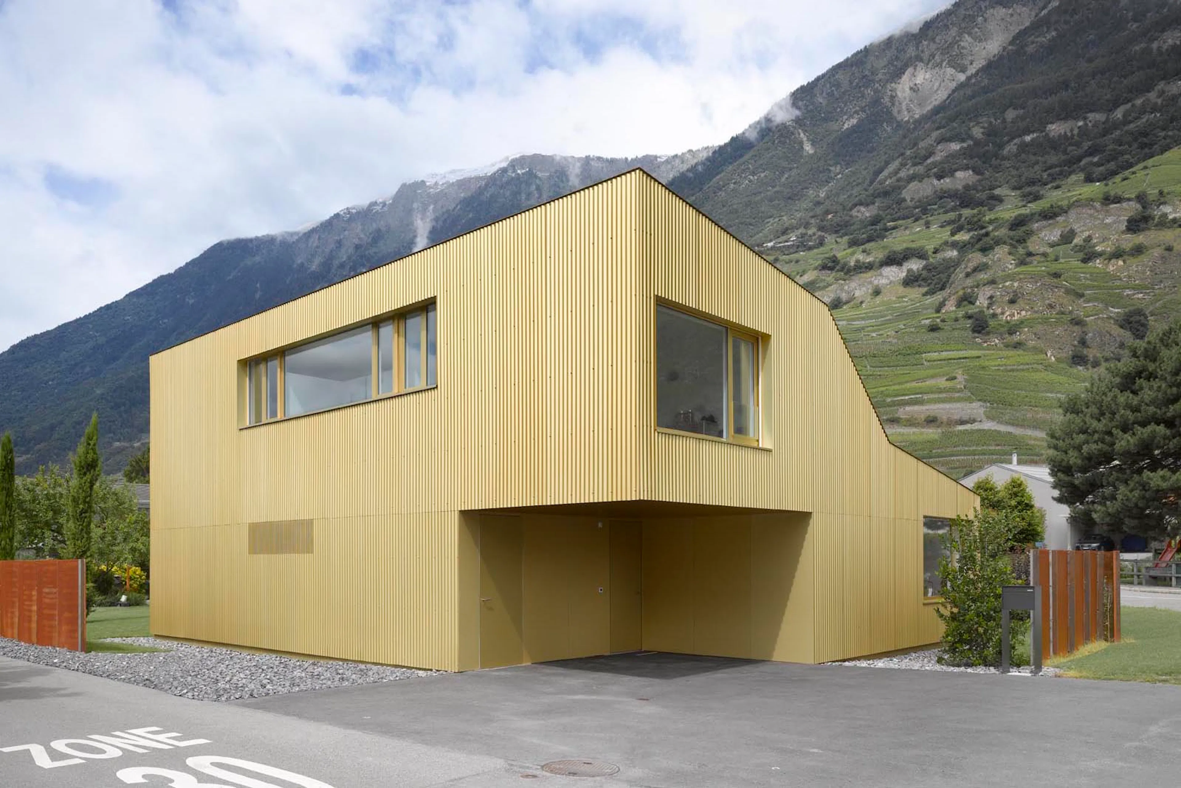 BOV / Extension Primary School — 13