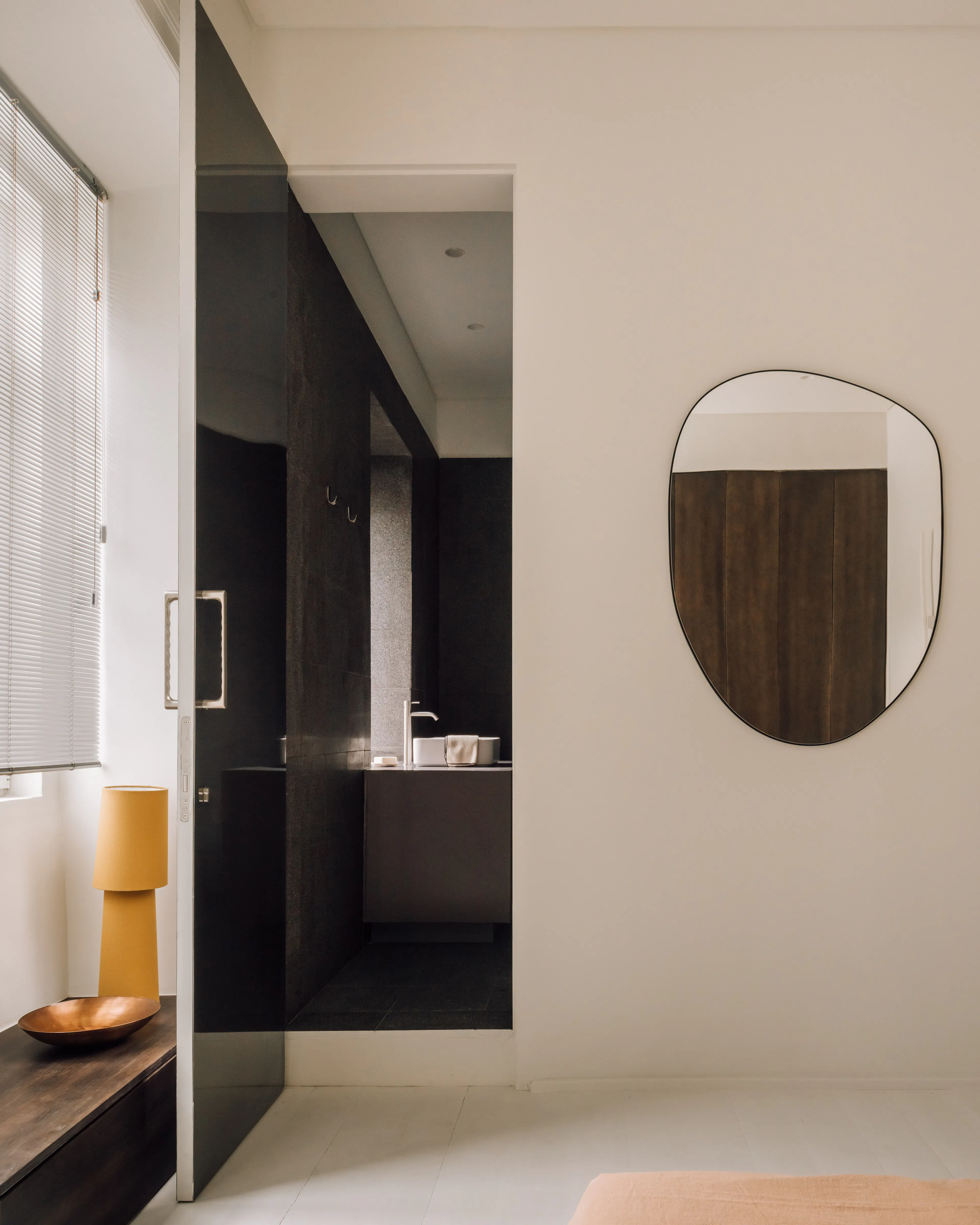 Lisbon pied-à-terre — 9