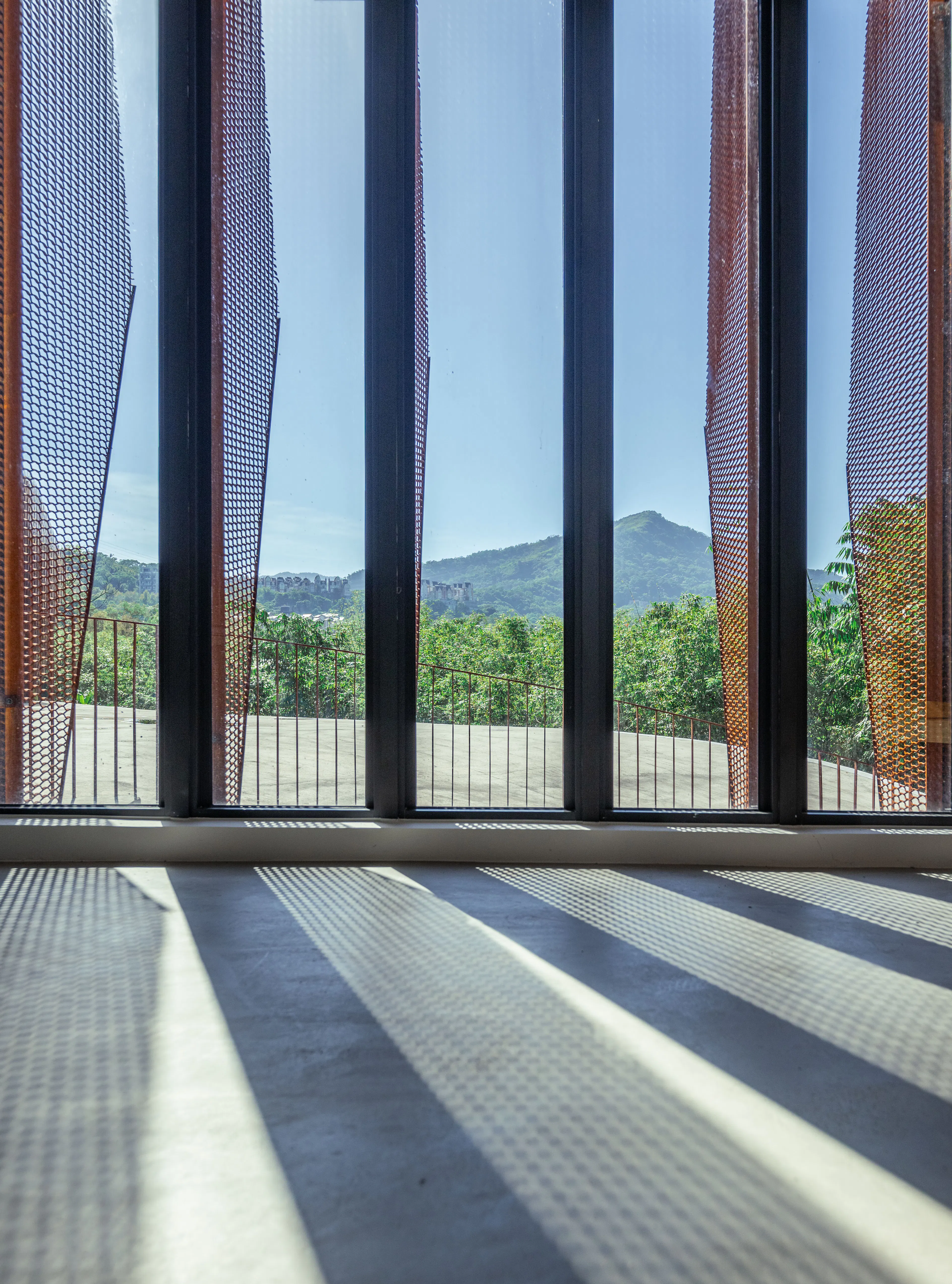 Taipei Weather Station — 11