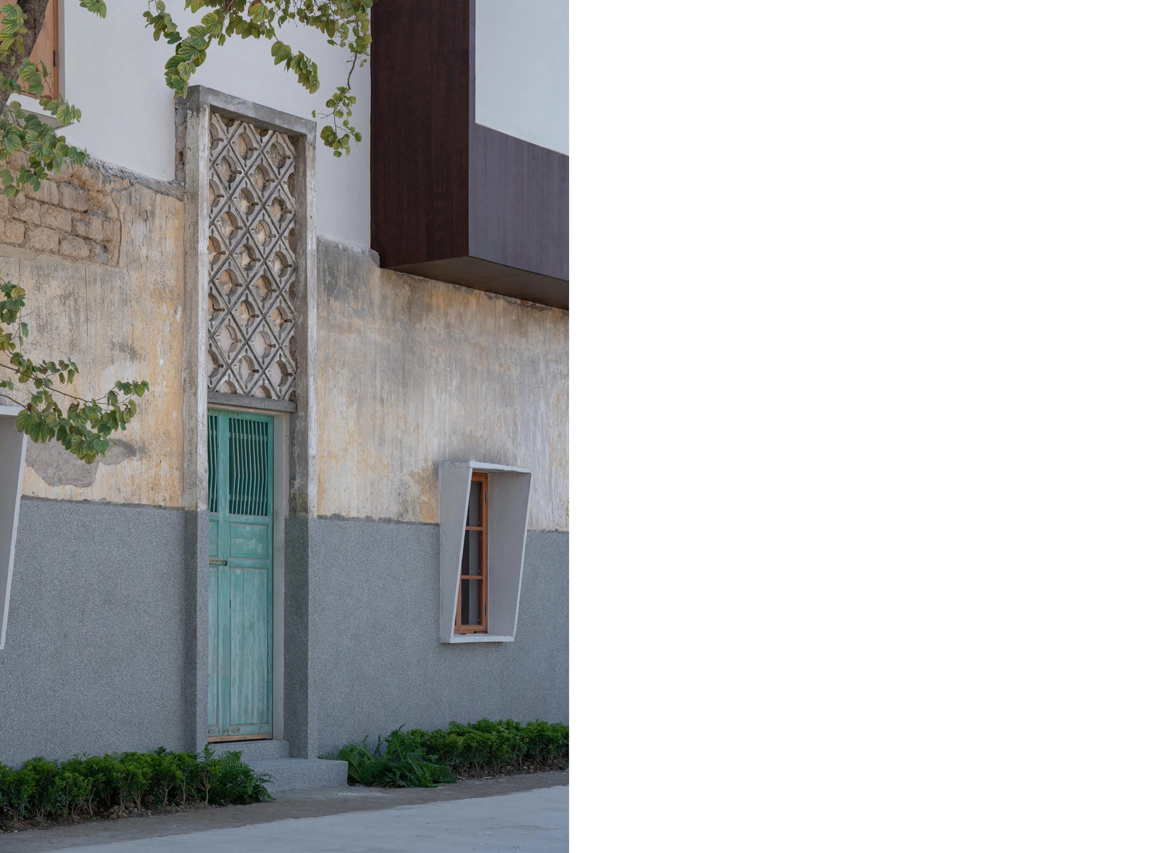 Living Room of Dawu Village — 20