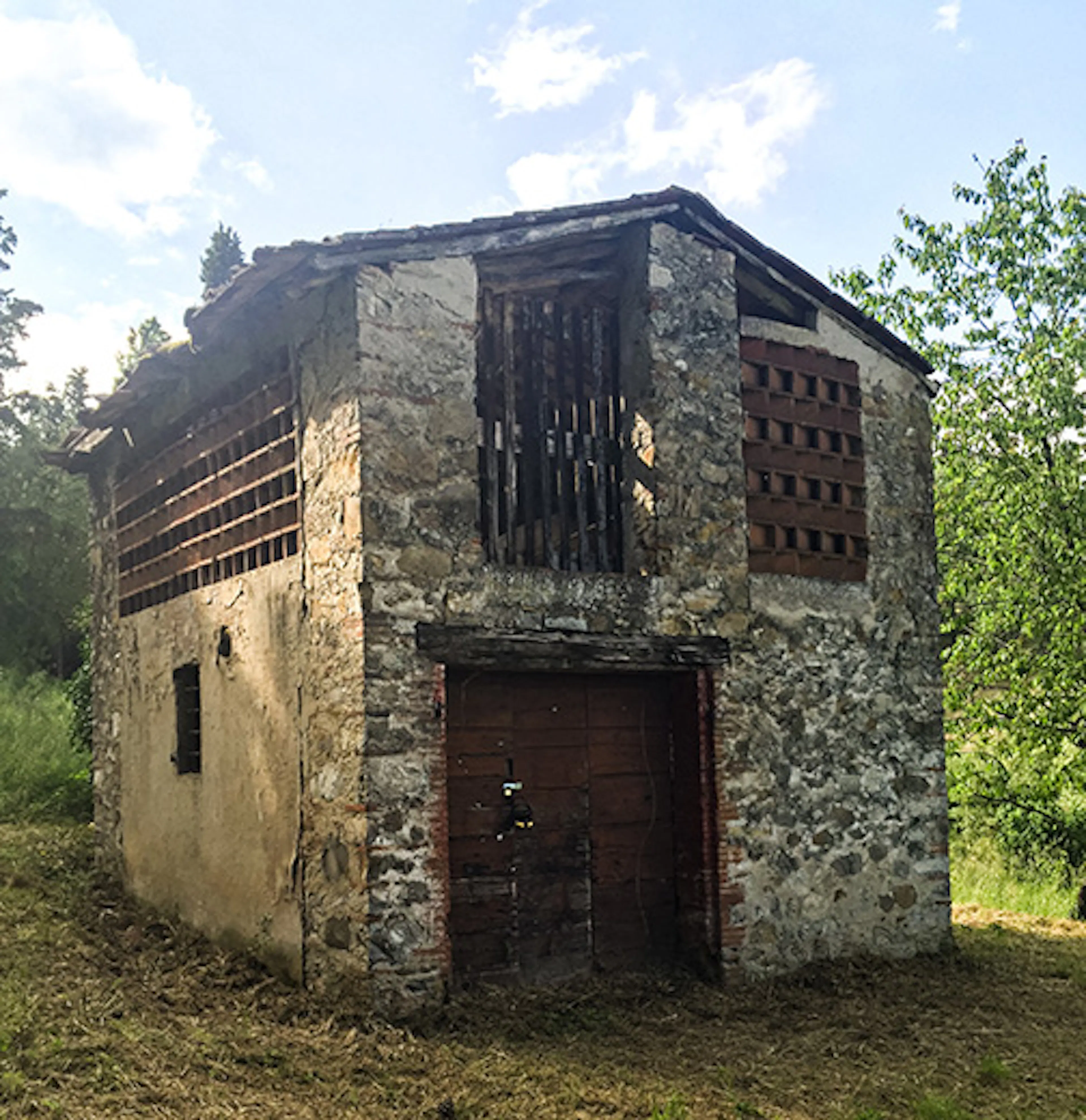 Tuscan fienile — 1