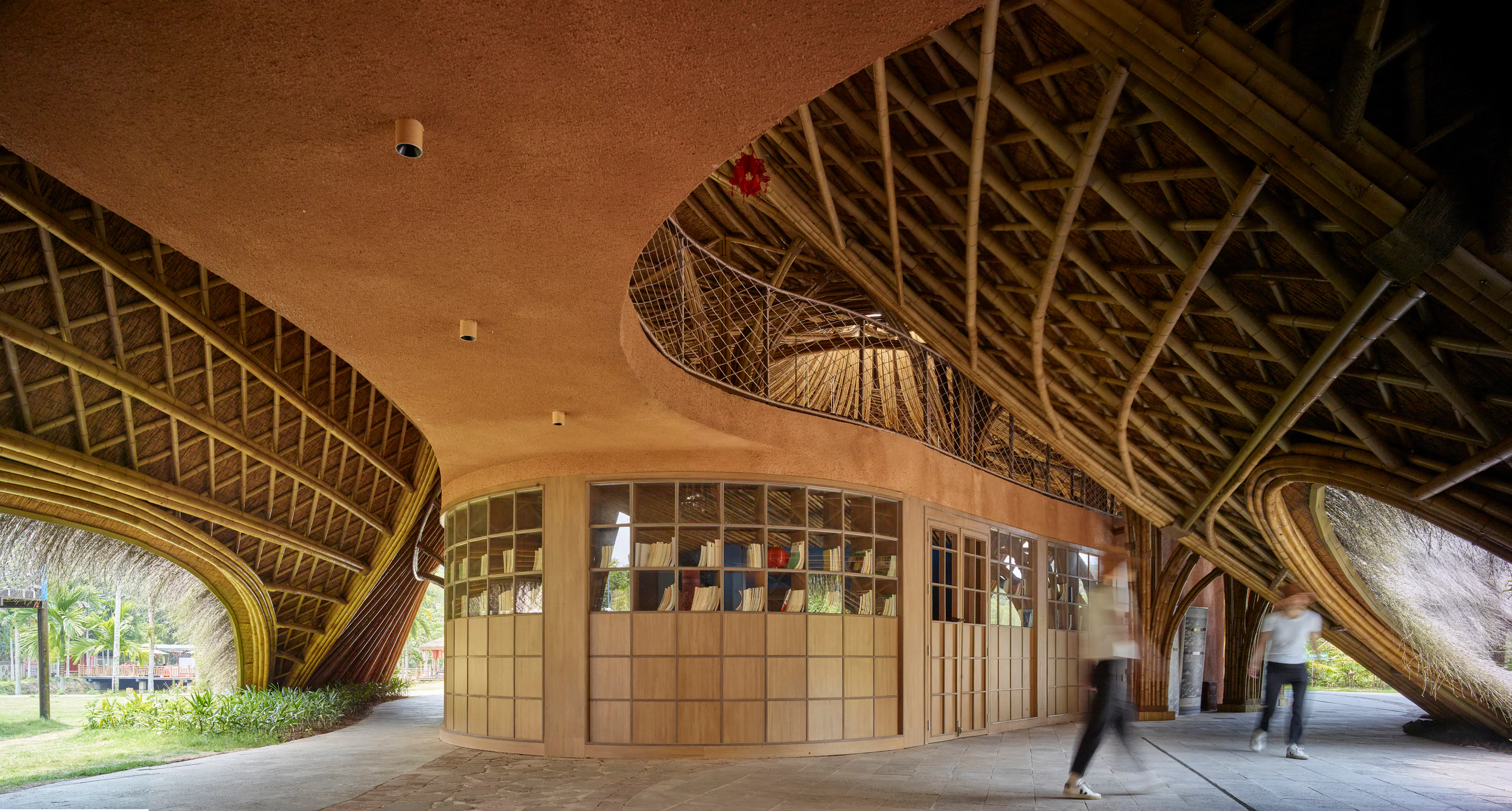 Maona Village Center — 3