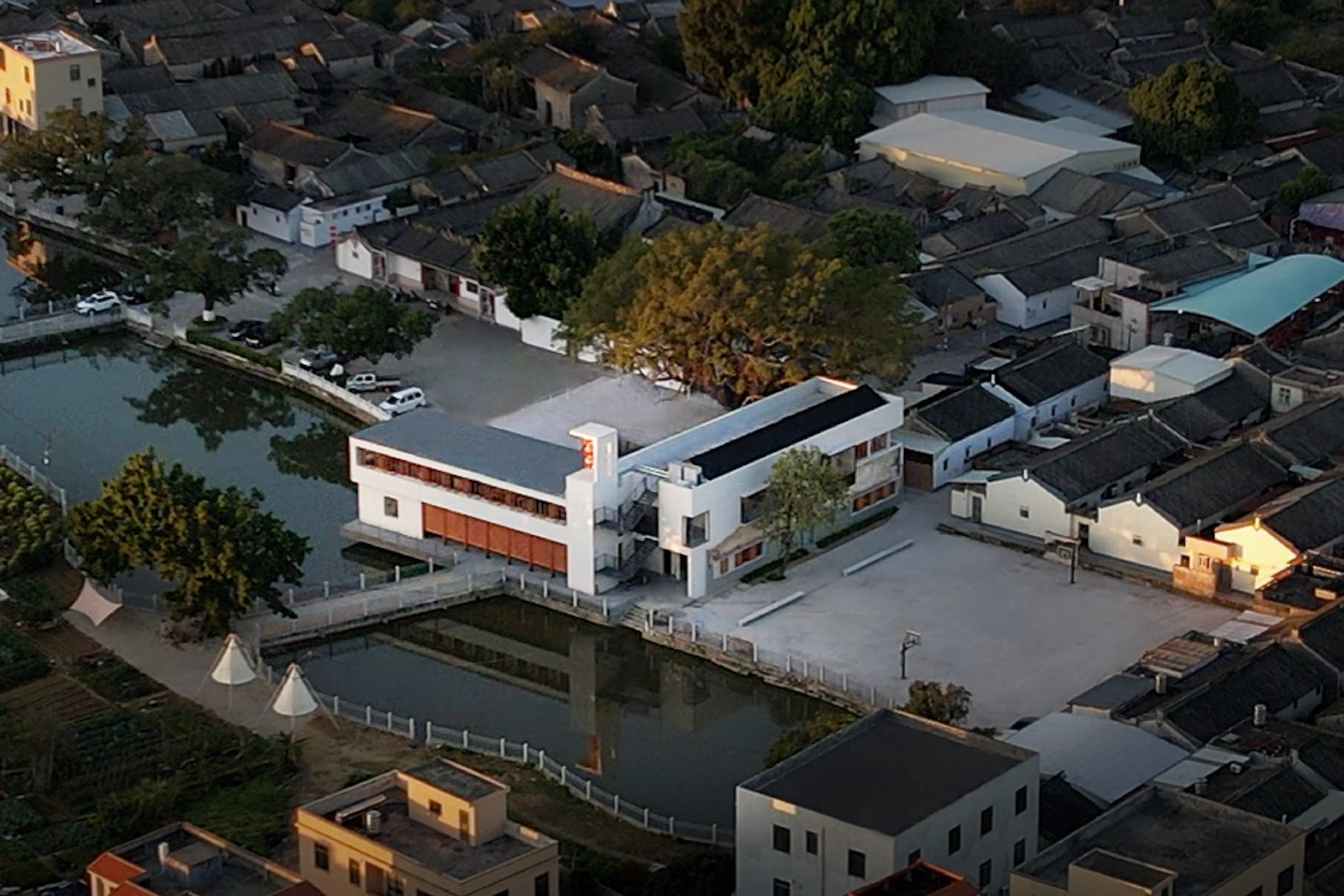 Living Room of Dawu Village — 1
