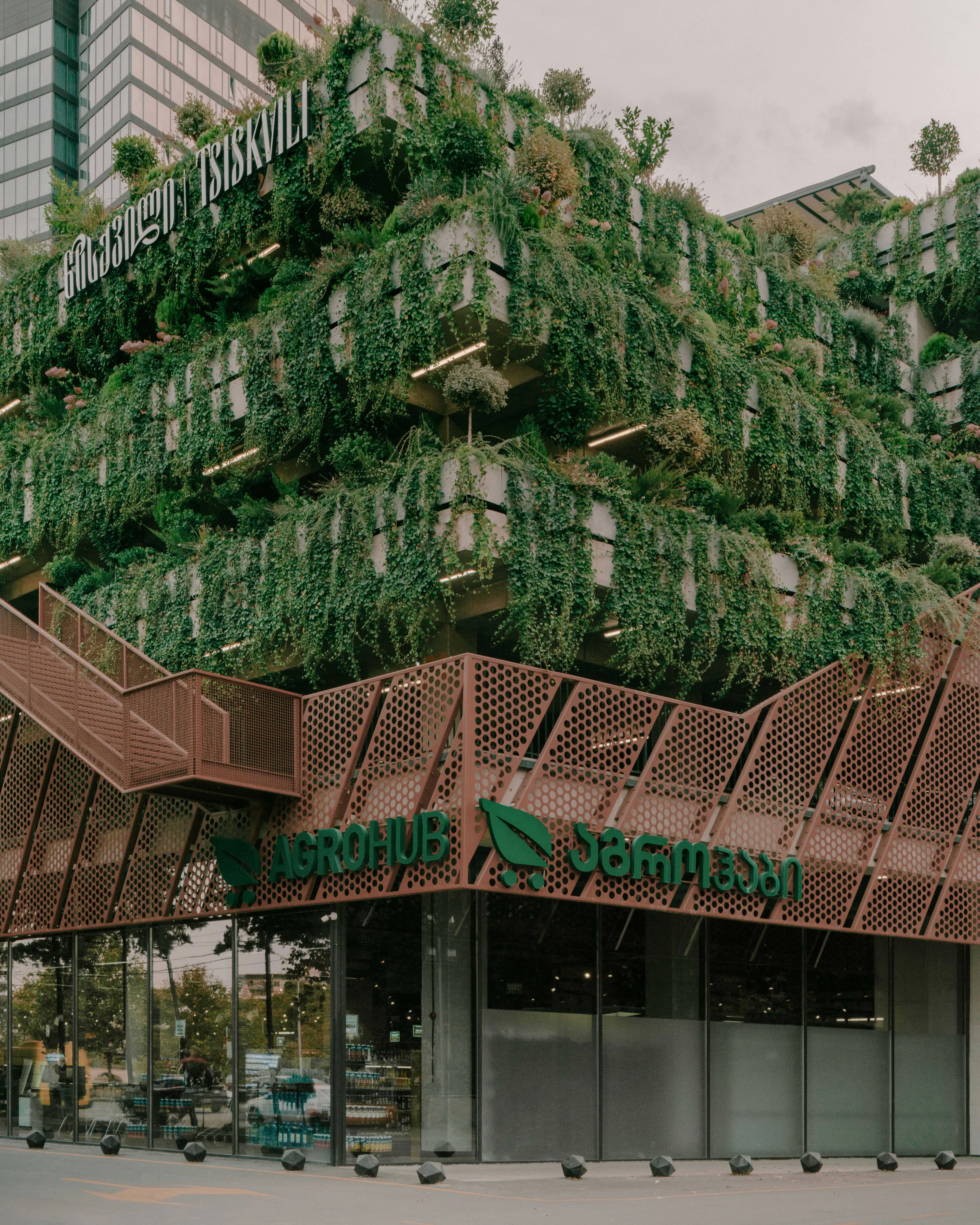 Multifunctional Landmark on the Riverbank — 1