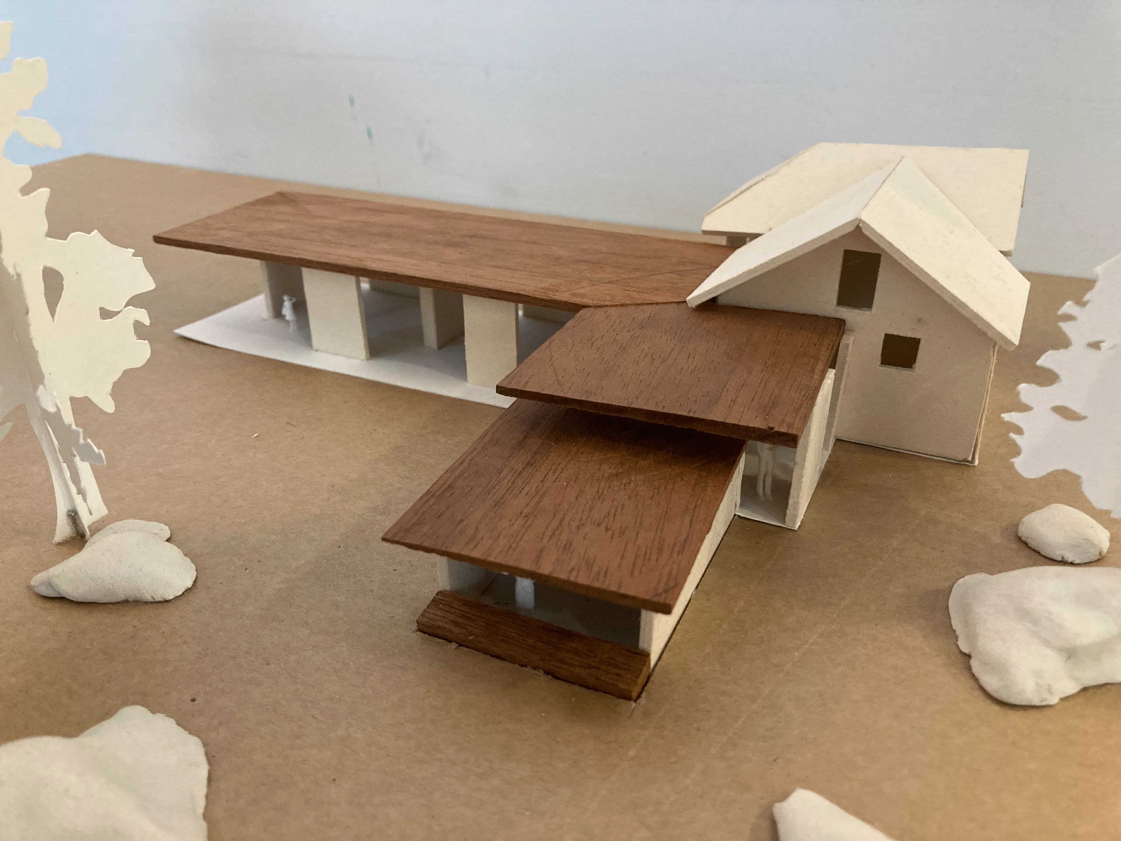 Sous les Ailes — 30