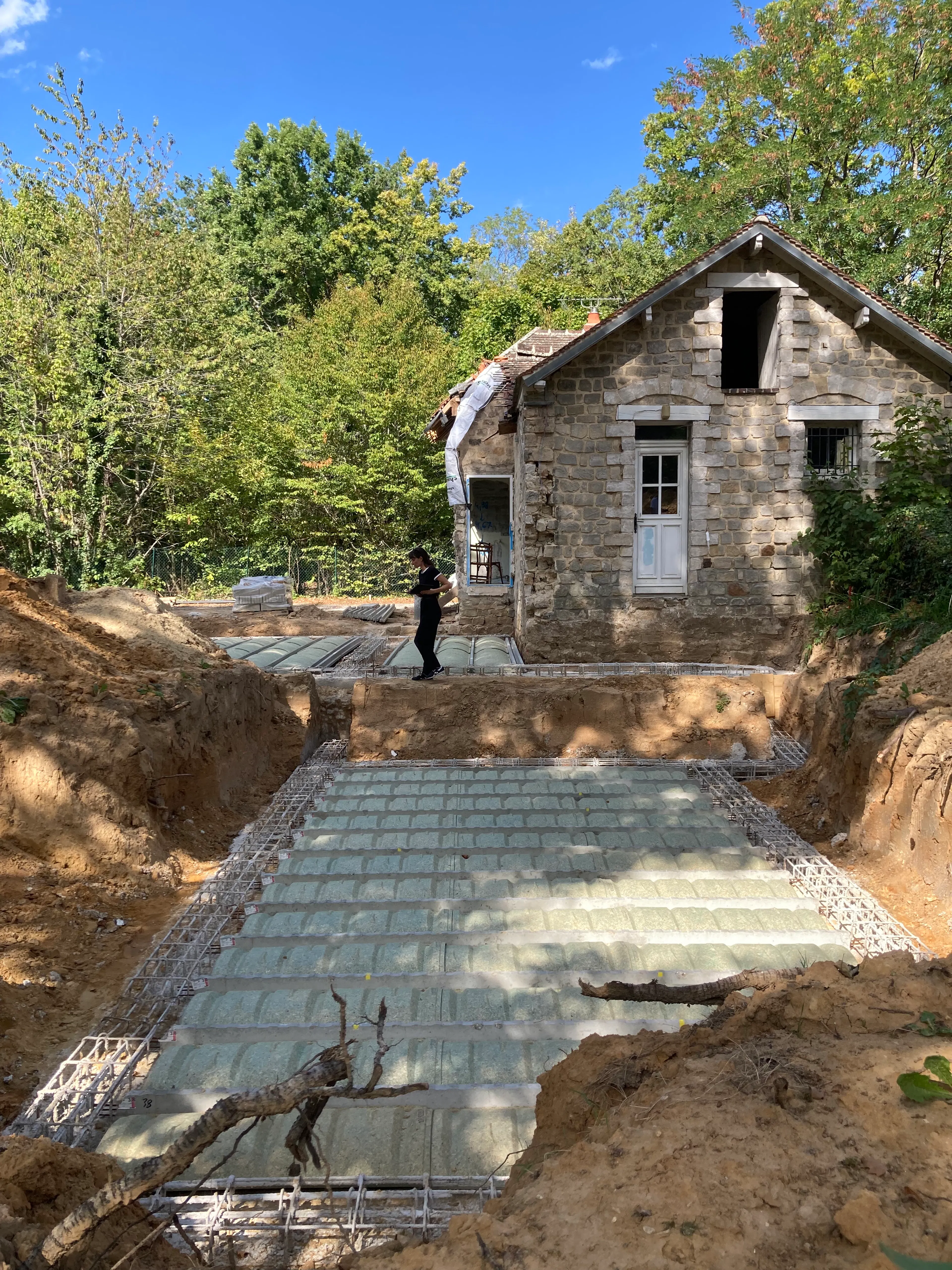 Sous les Ailes — 31