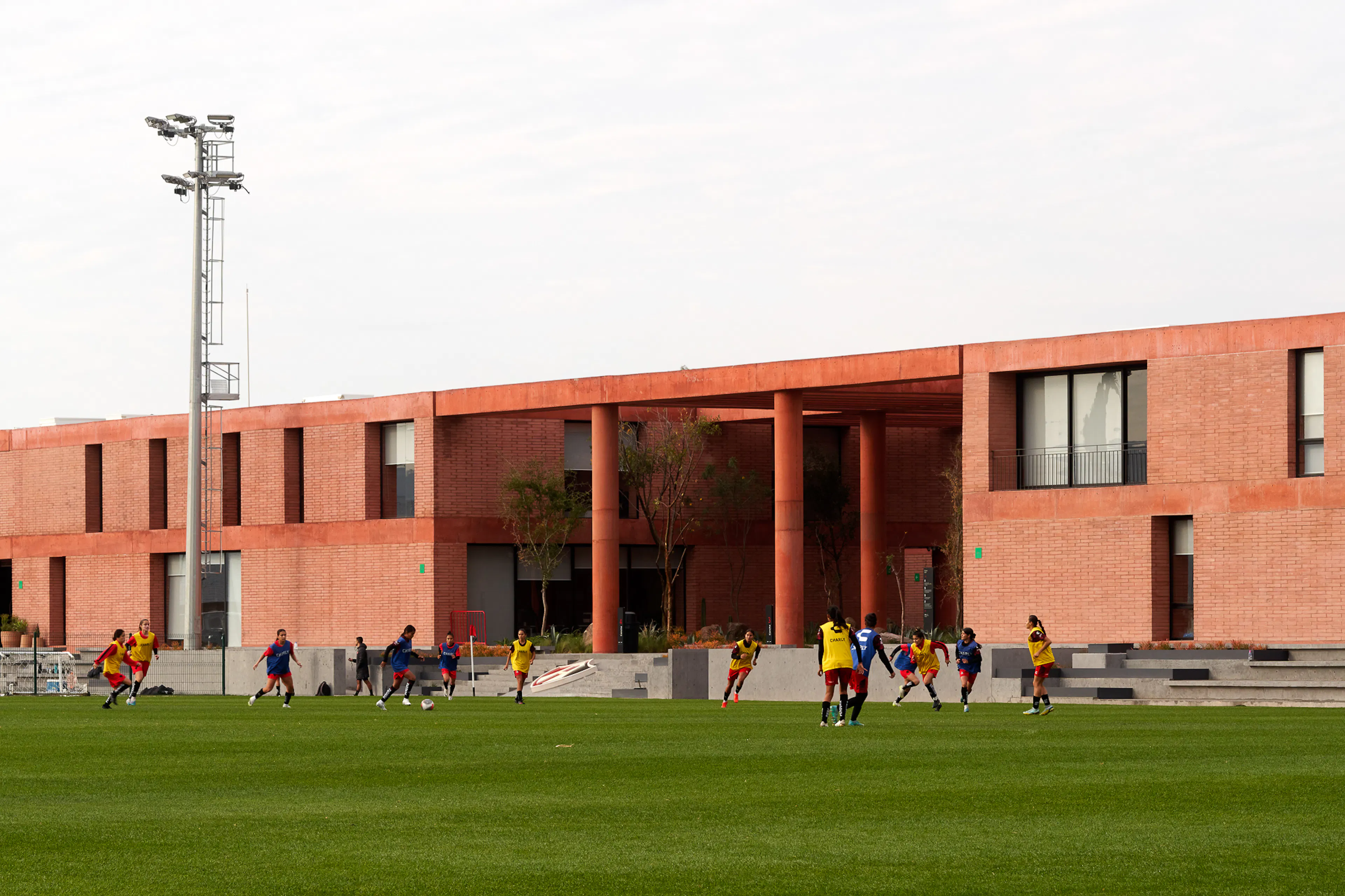 Academia Atlas — 4