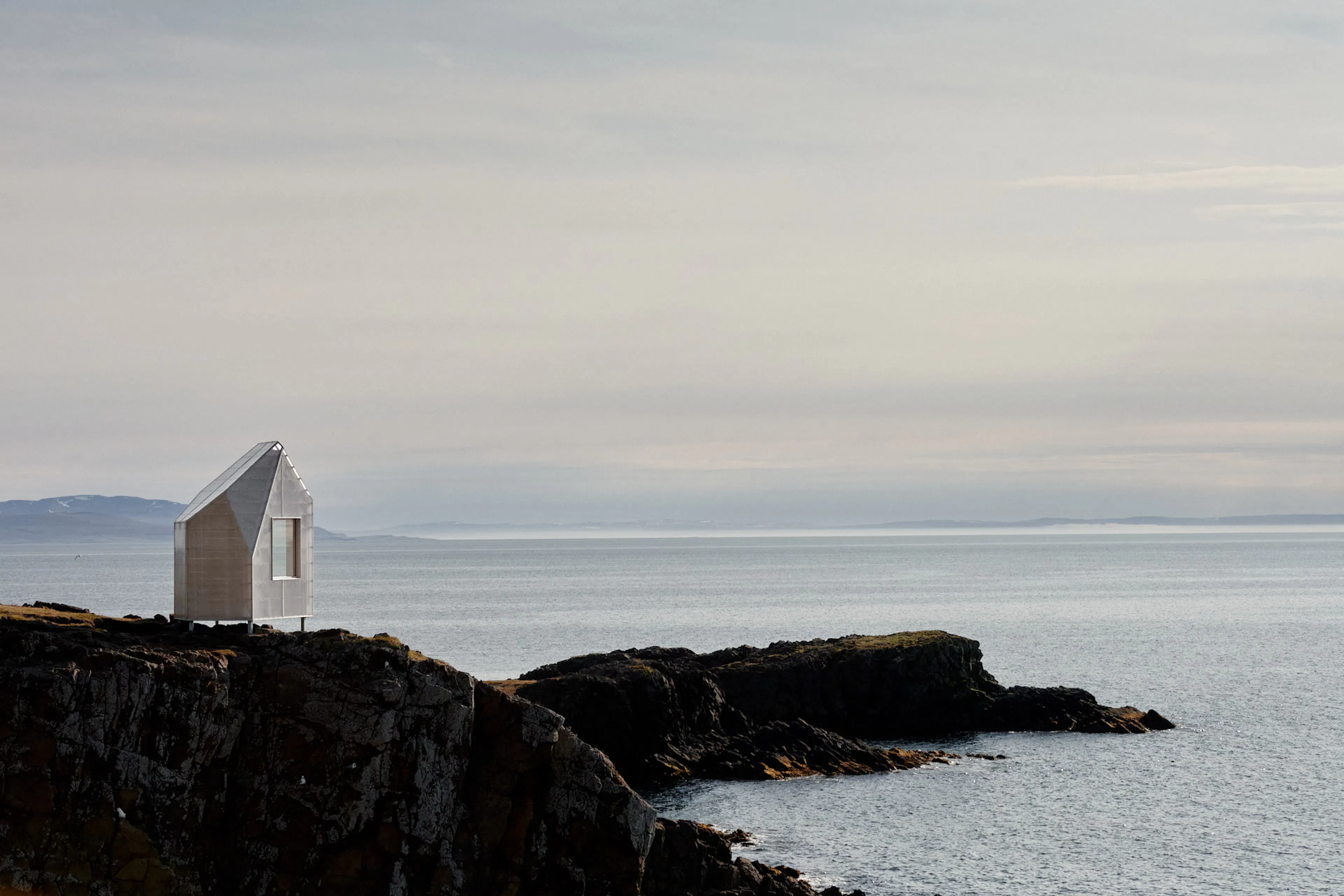 Bird Watching House — 4