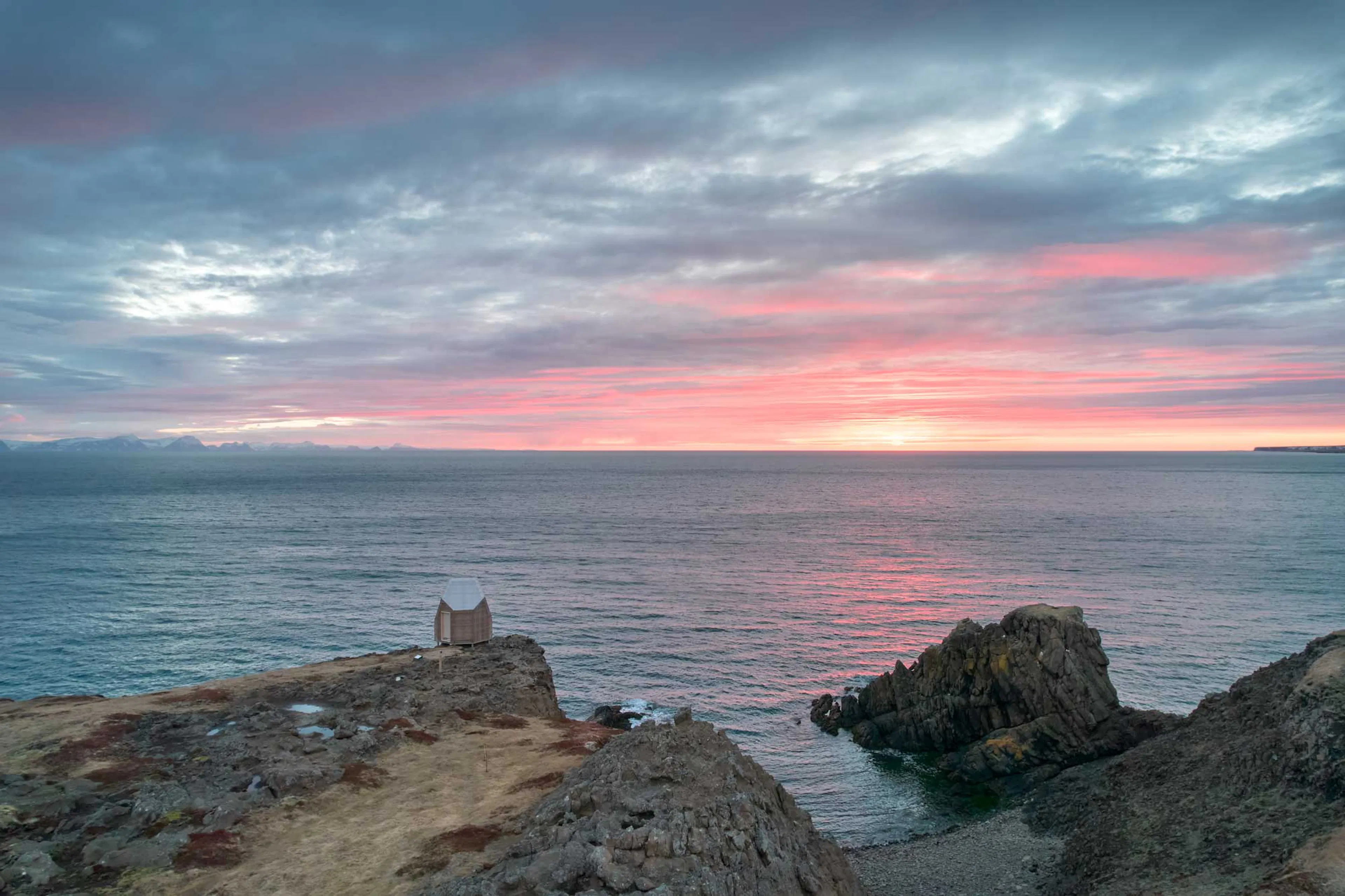 Bird Watching House — 7