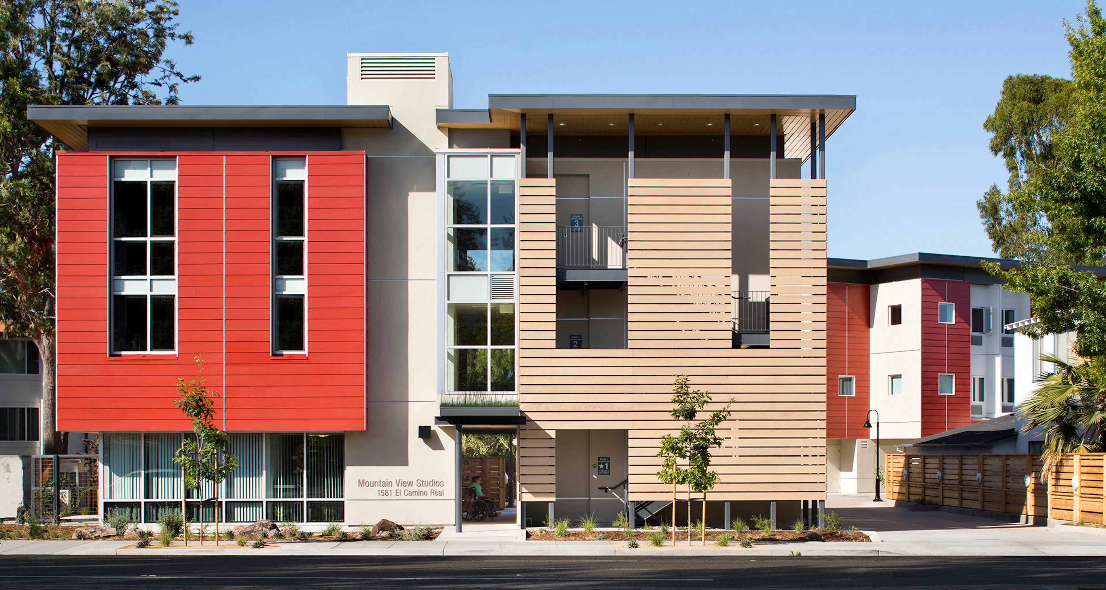 Solaire Apartments — 24