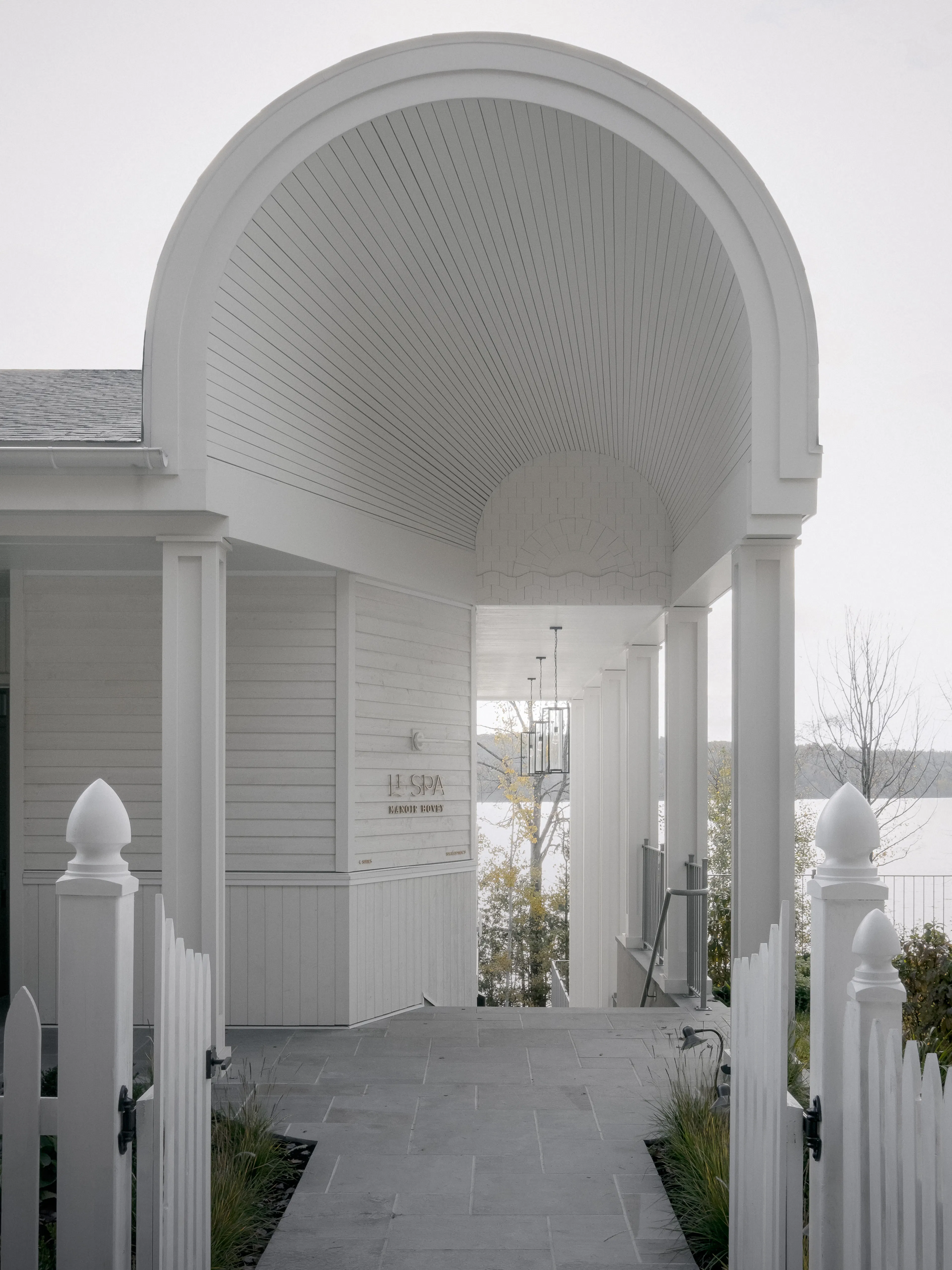 Manoir Hovey Spa and Suites — 1