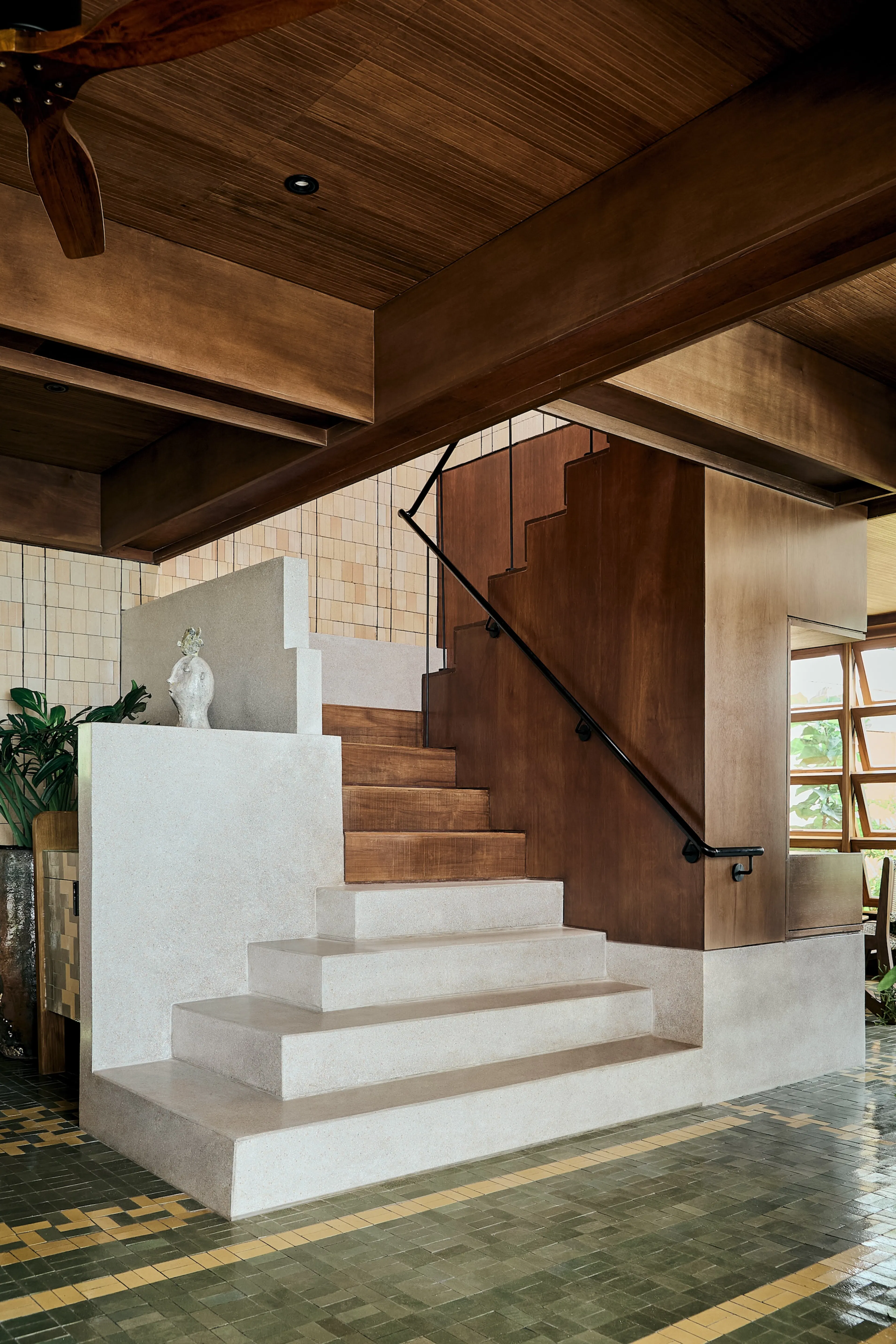 Laku Beach Club — 7