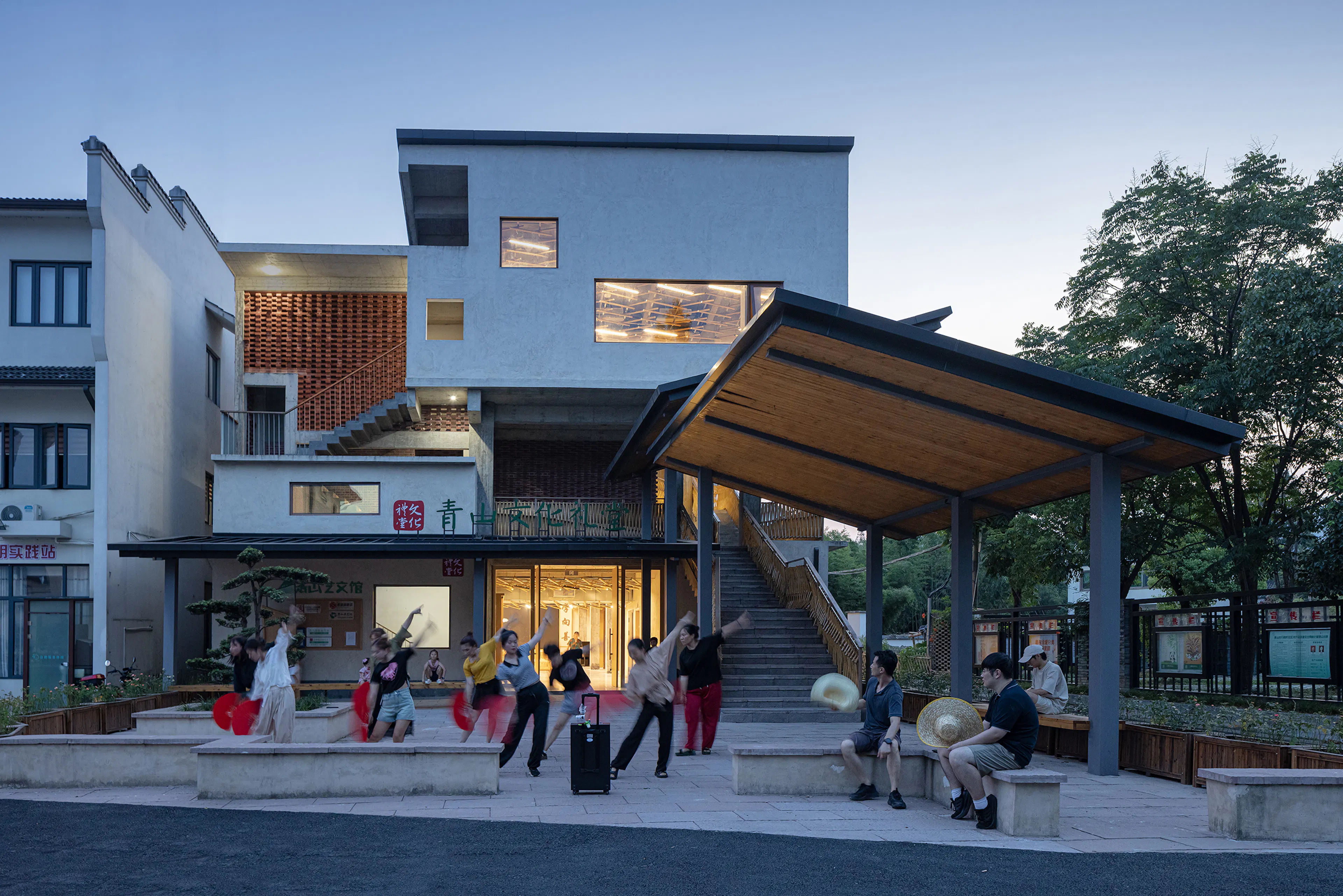 Qingshan Culture Hall — 3