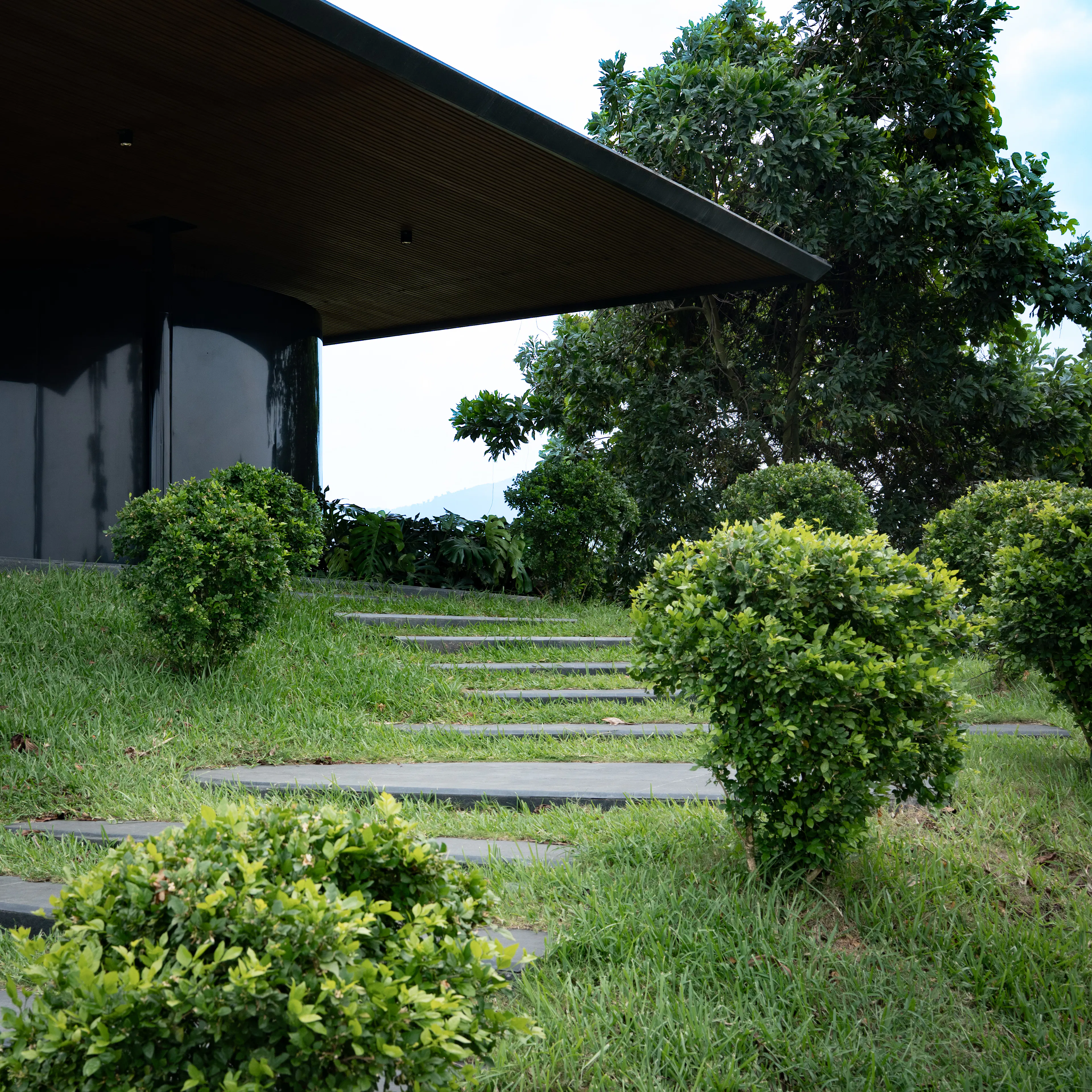 "The Indigo" Driving Range — 18