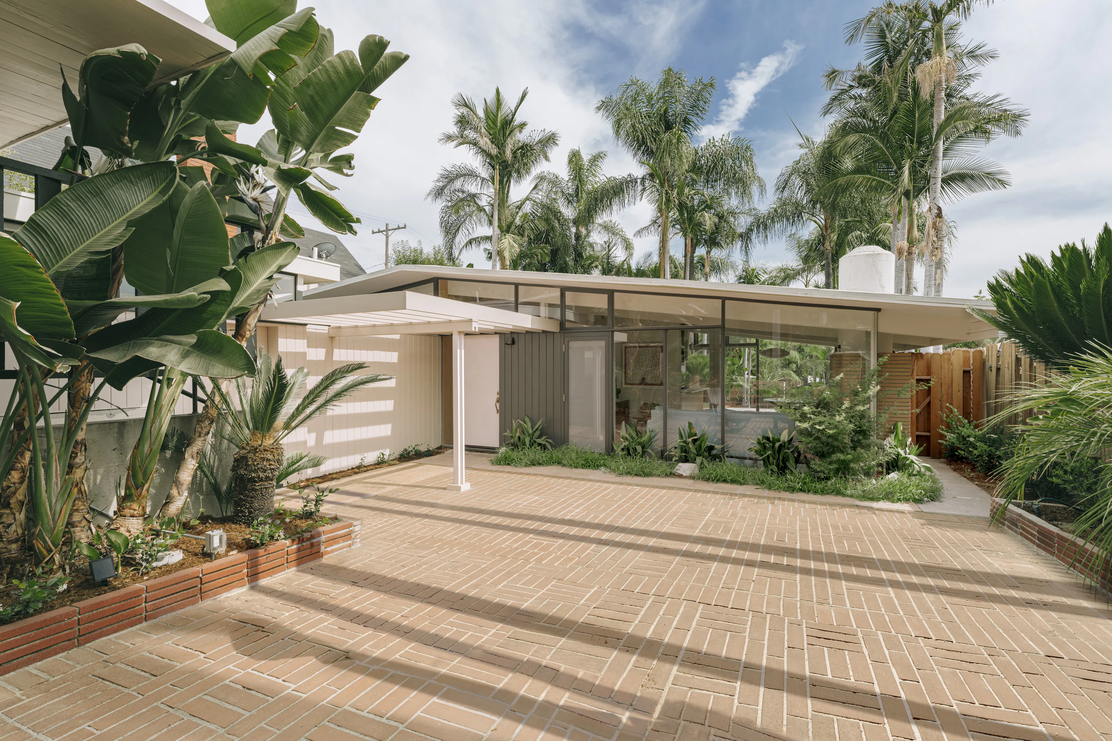 Sun Villa Remodel - rekindling a legacy of affordable architecture — 2