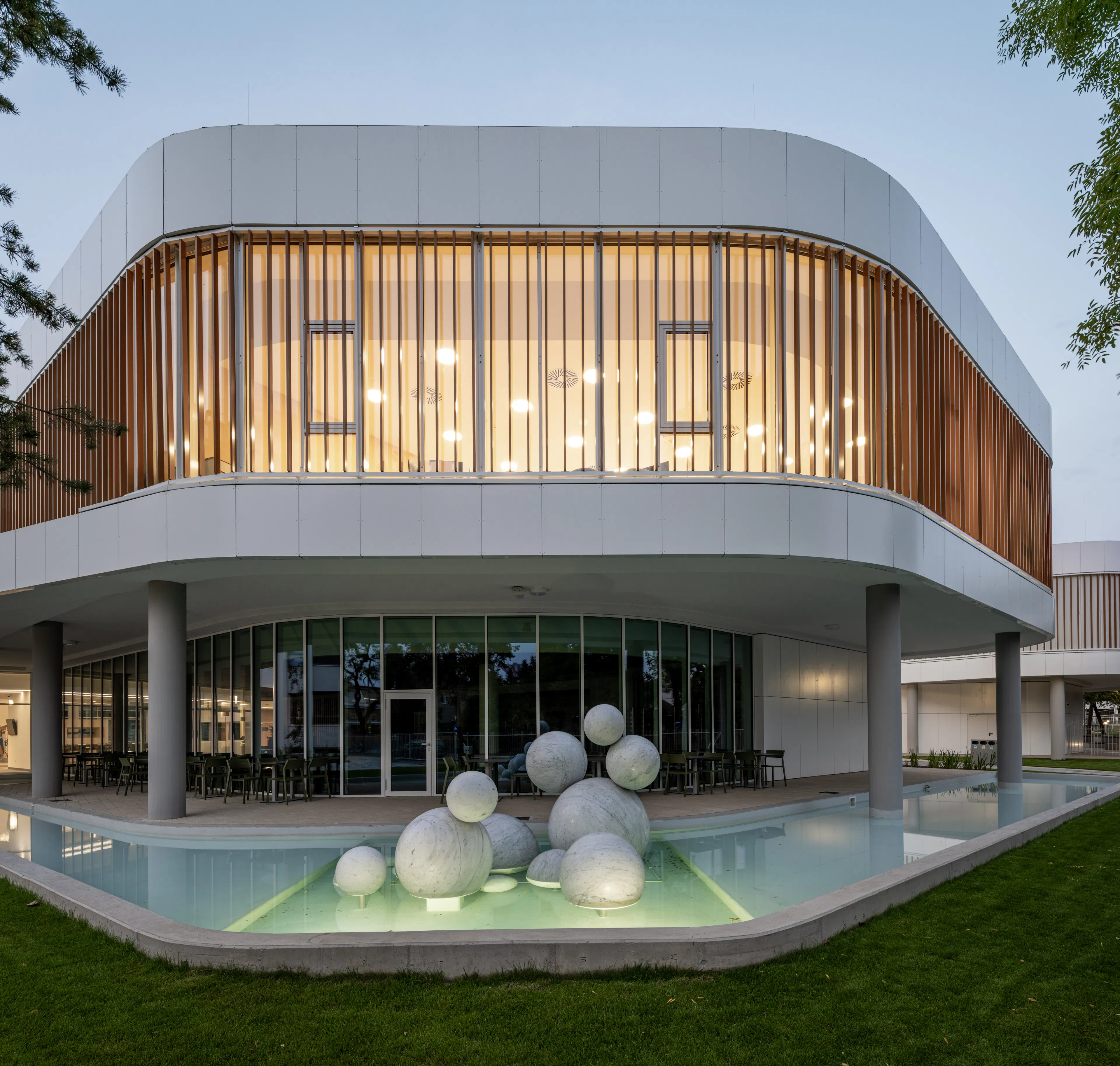 Jedlik Ányos High School — 6