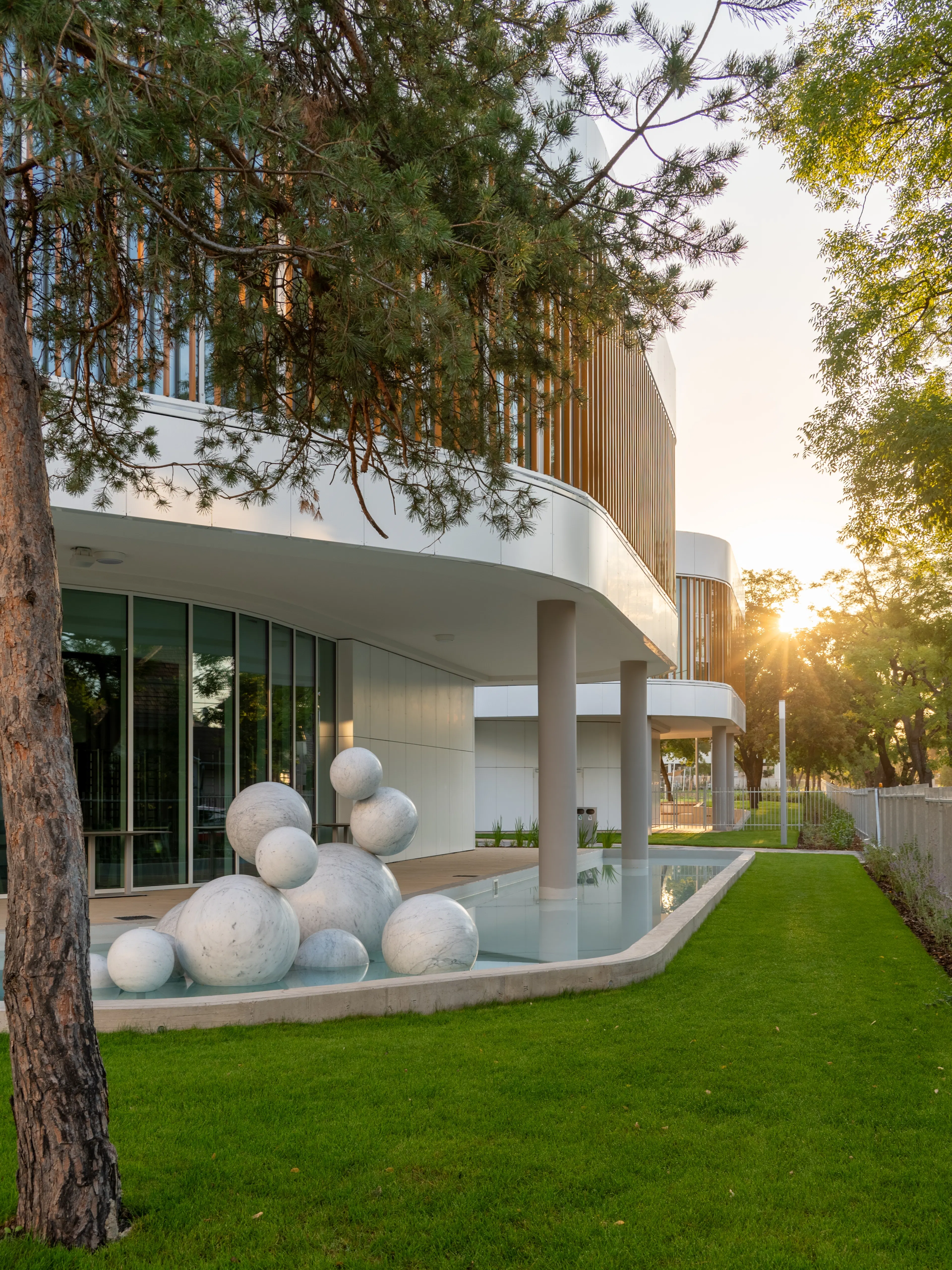 Jedlik Ányos High School — 10