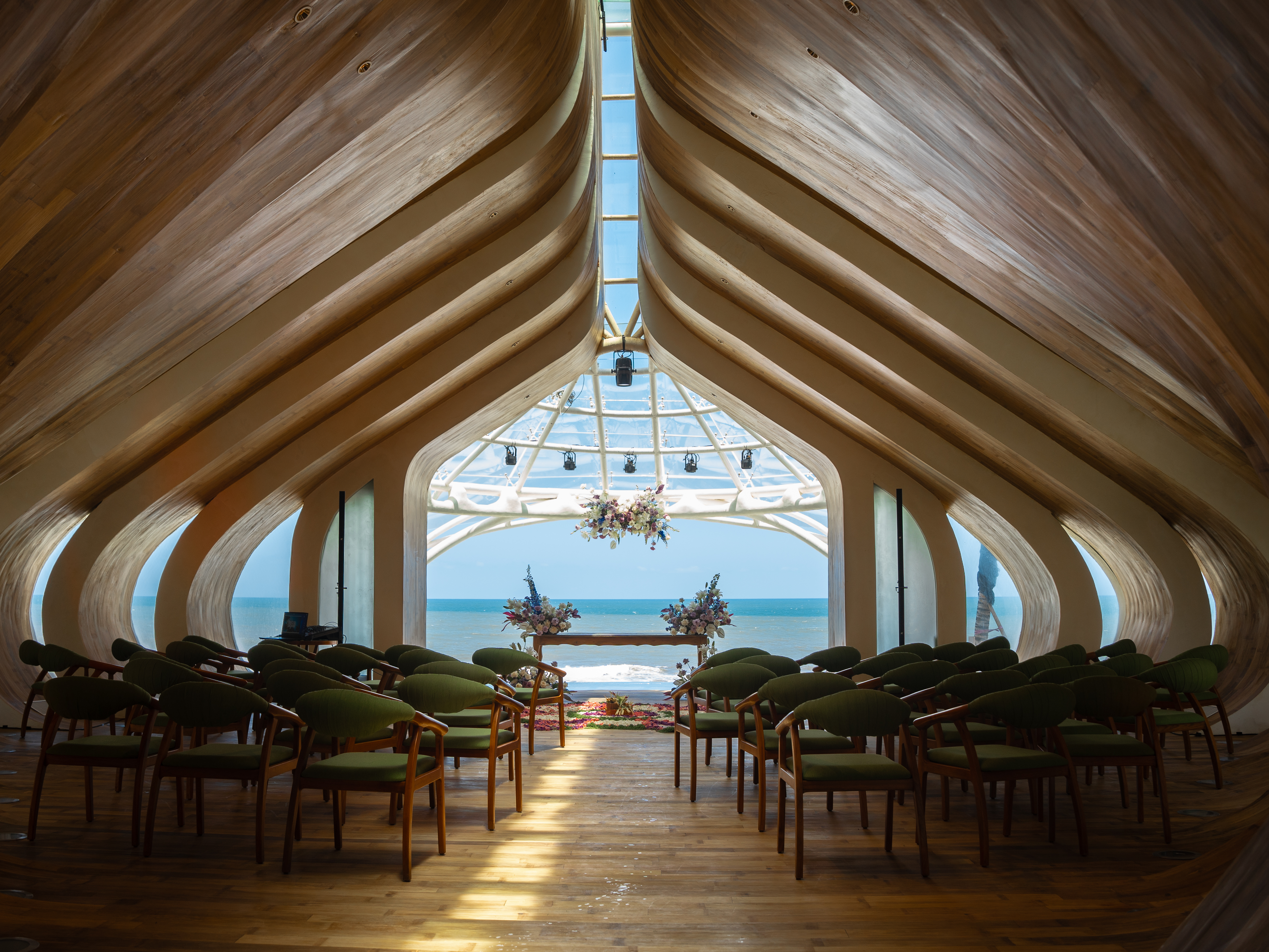 Idea 4235586: Luna Beach Club by Inspiral Architecture and Design ...
