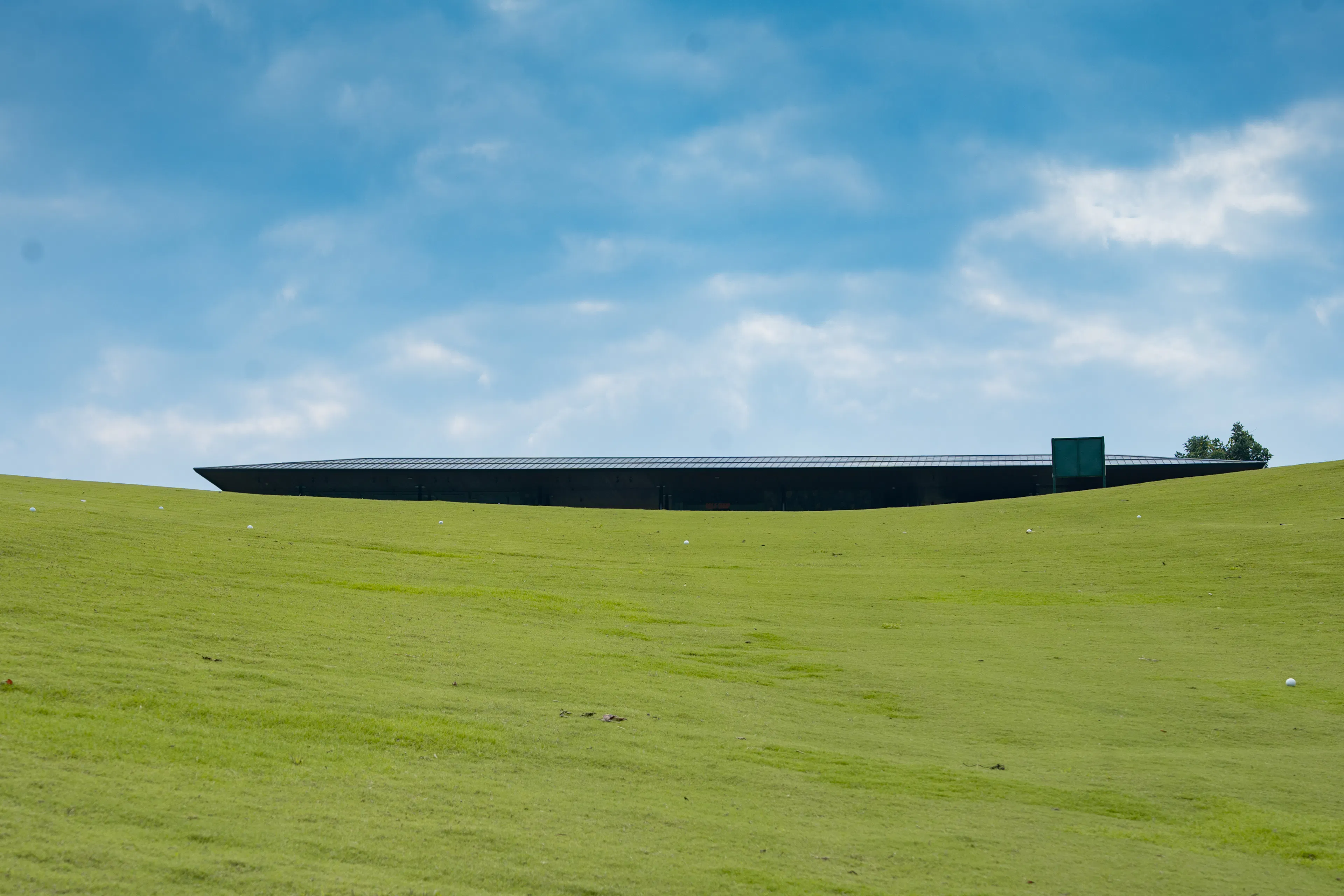 "The Indigo" Driving Range — 21