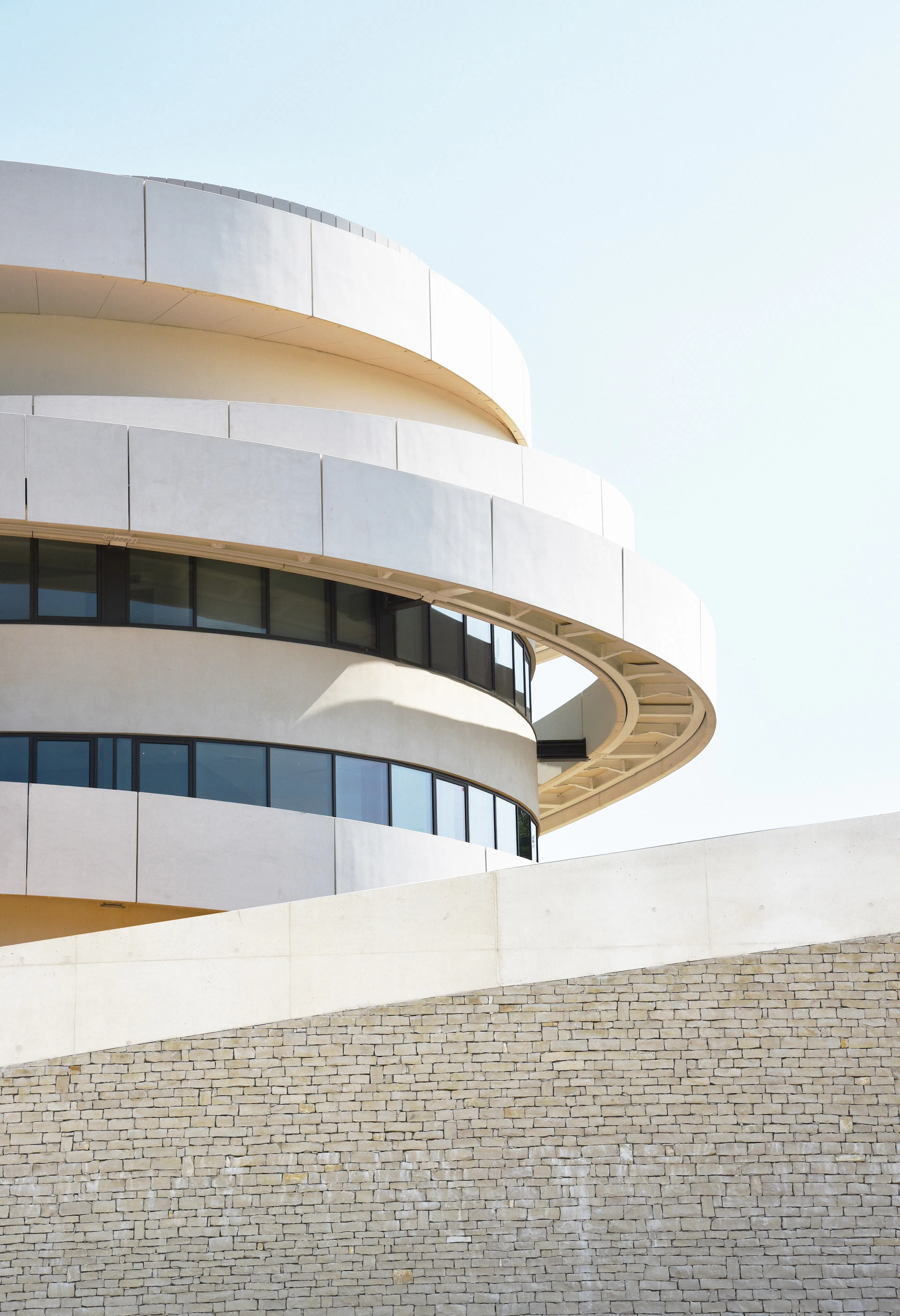 CITÉ DES CLIMATS ET VINS DE BOURGOGNE — 1