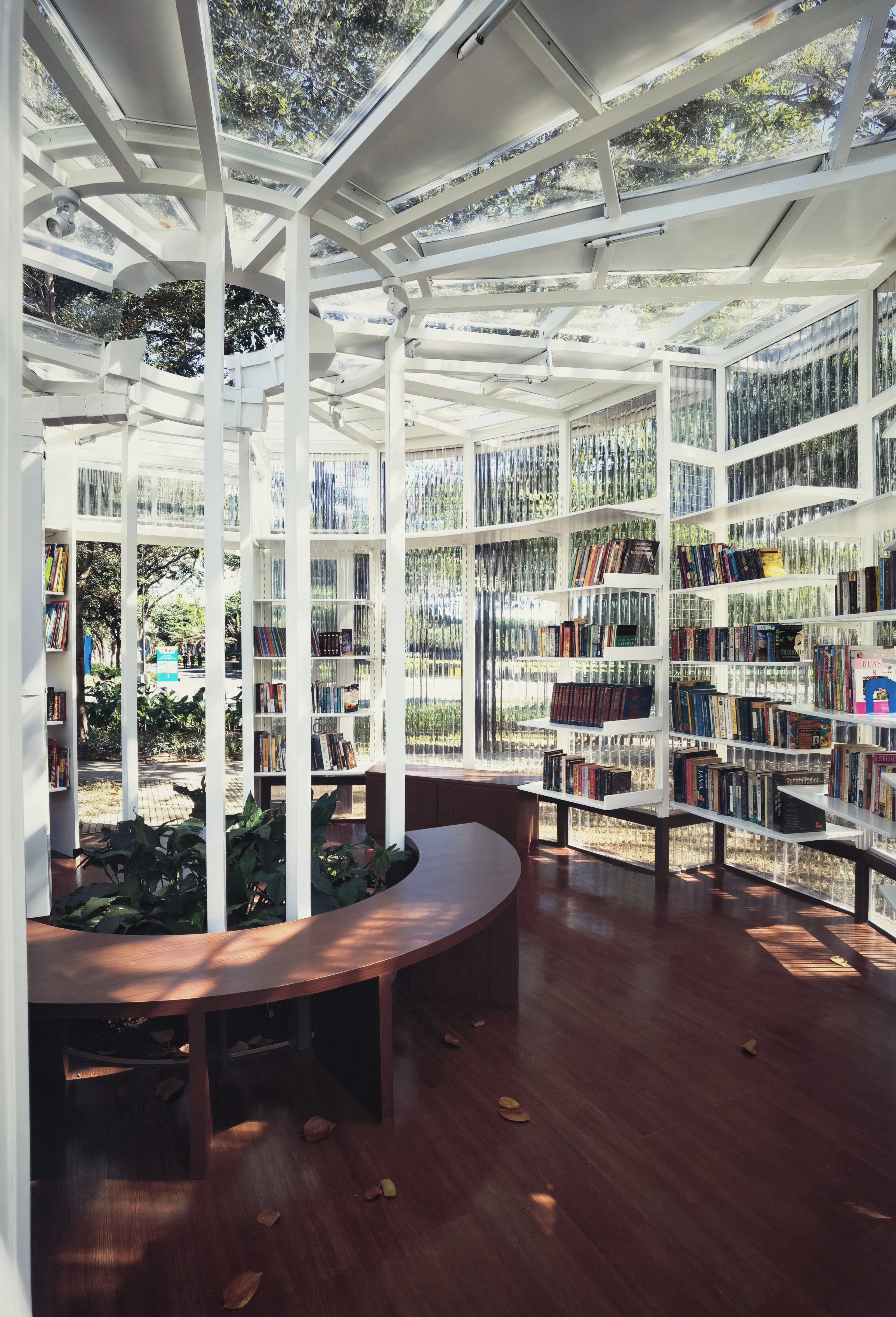 The Book Stop 5 — 9