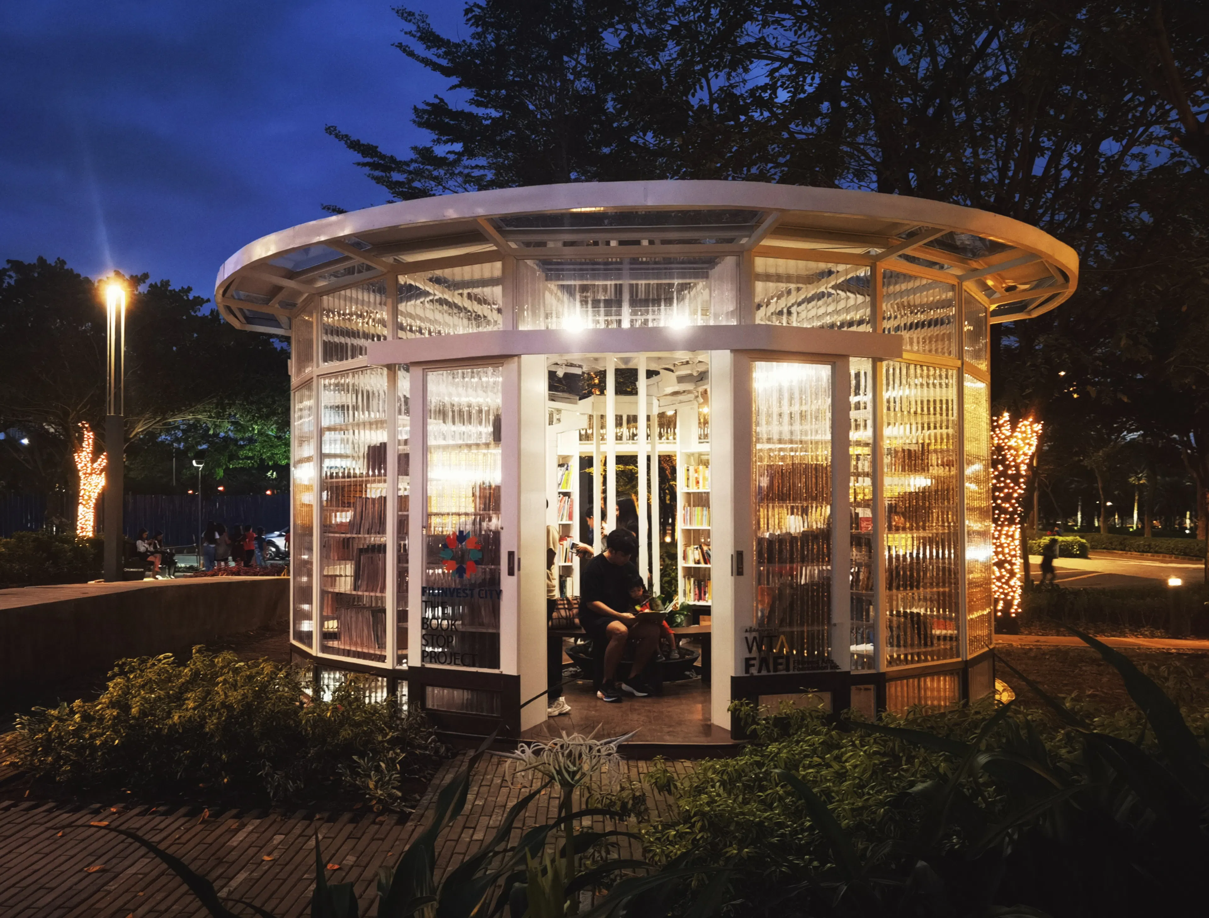 The Book Stop 5 — 8