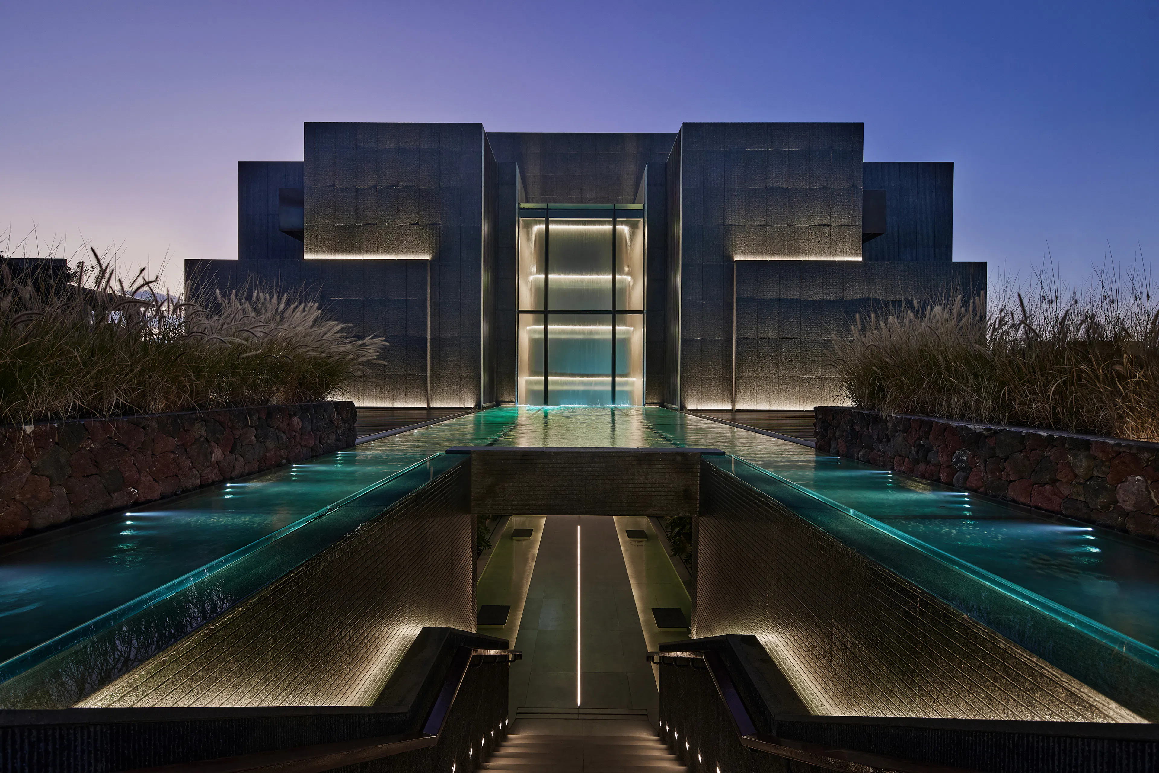 Eye of CangEr – Dali Fengyasong Hotel — 27