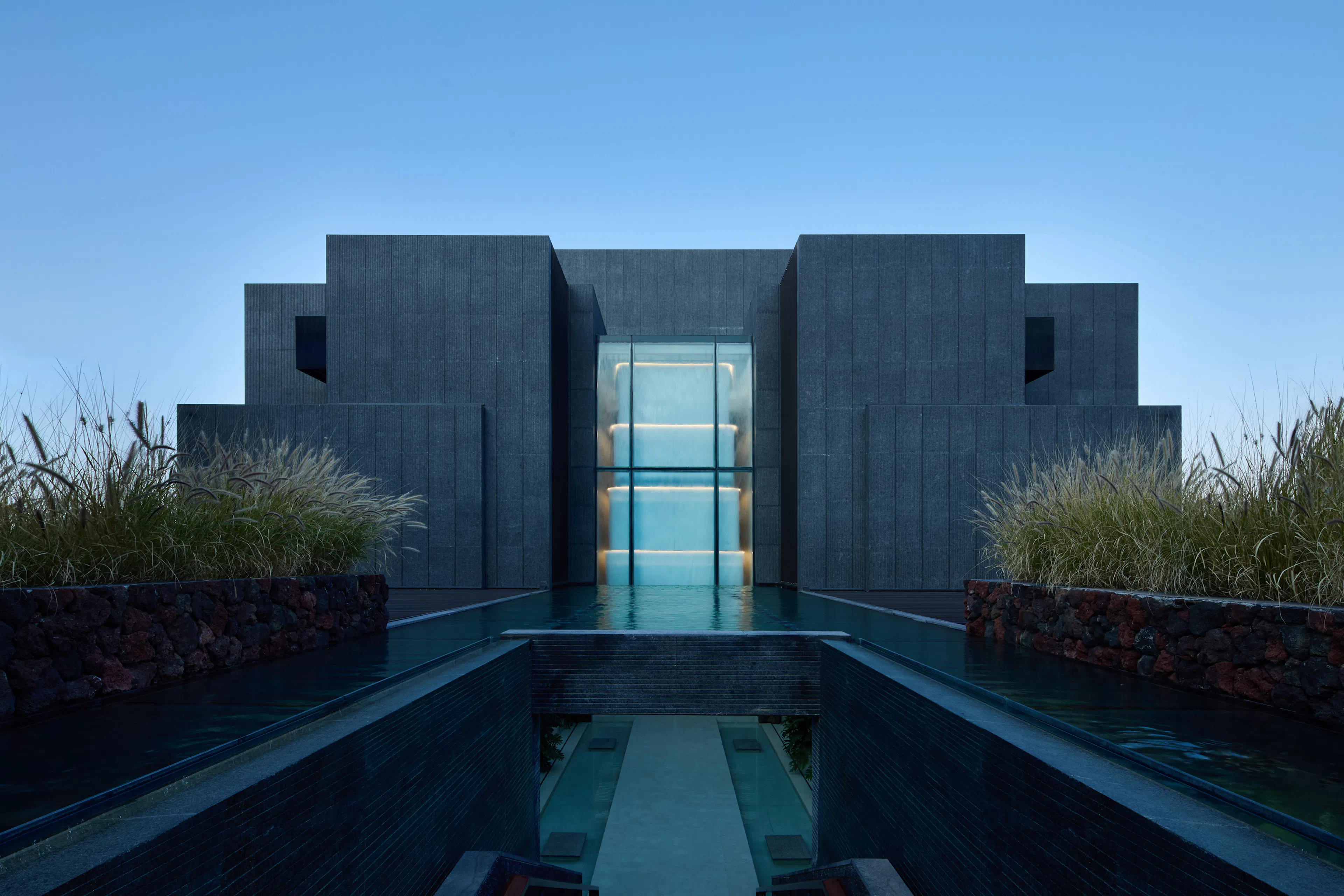 Eye of CangEr – Dali Fengyasong Hotel — 30