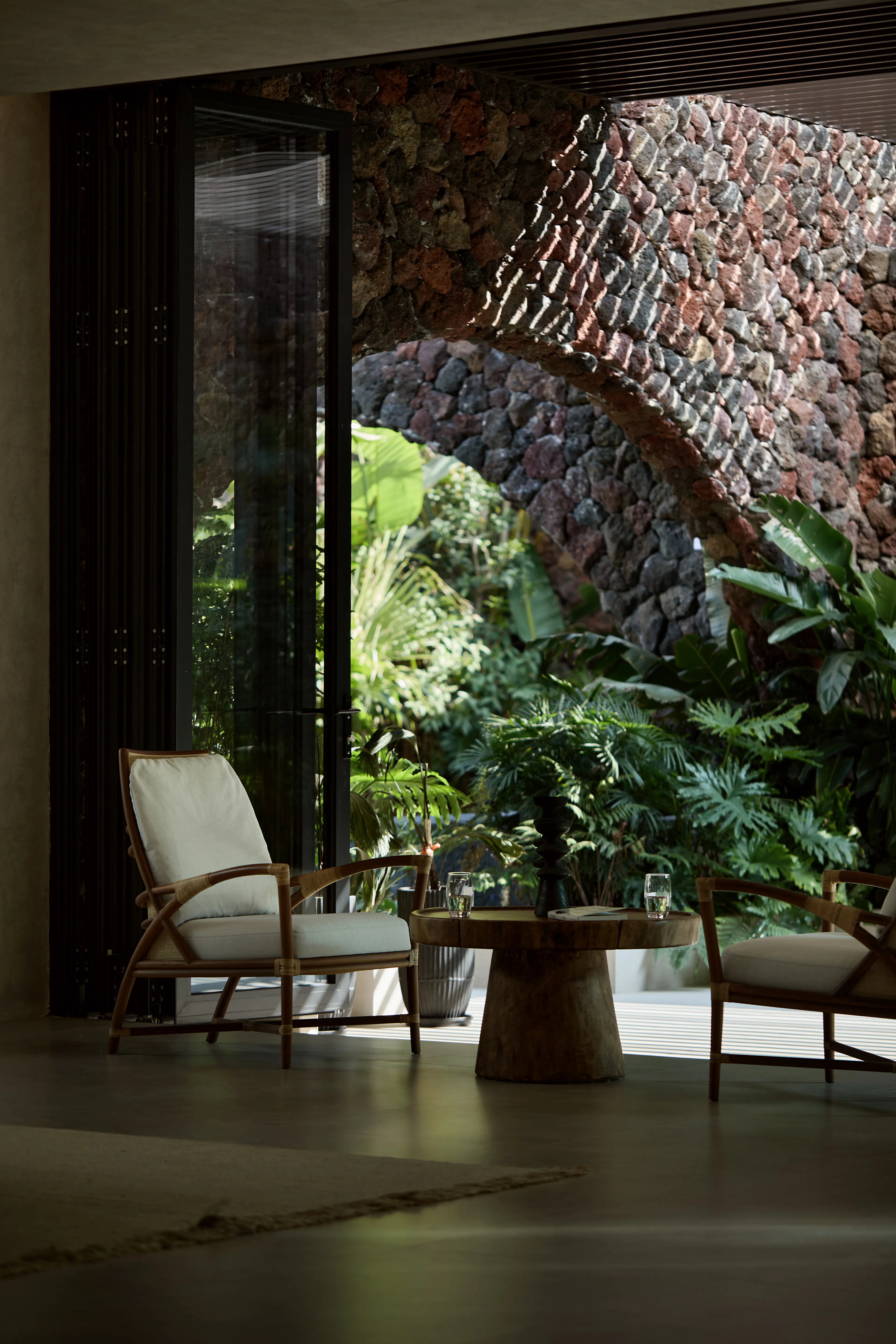 Eye of CangEr – Dali Fengyasong Hotel — 33