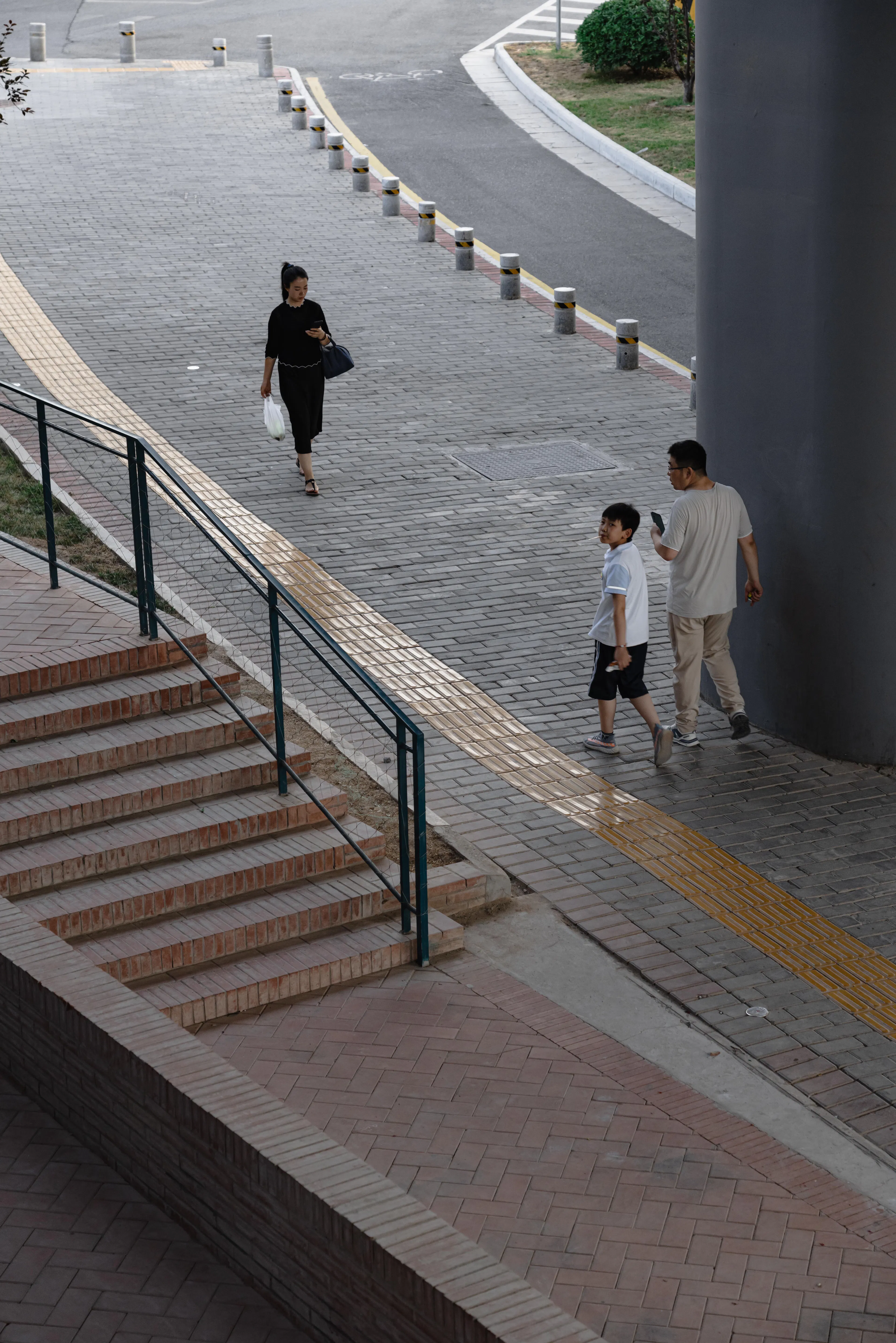Renewal and Renovation of Space under Weiyang Overpass — 1