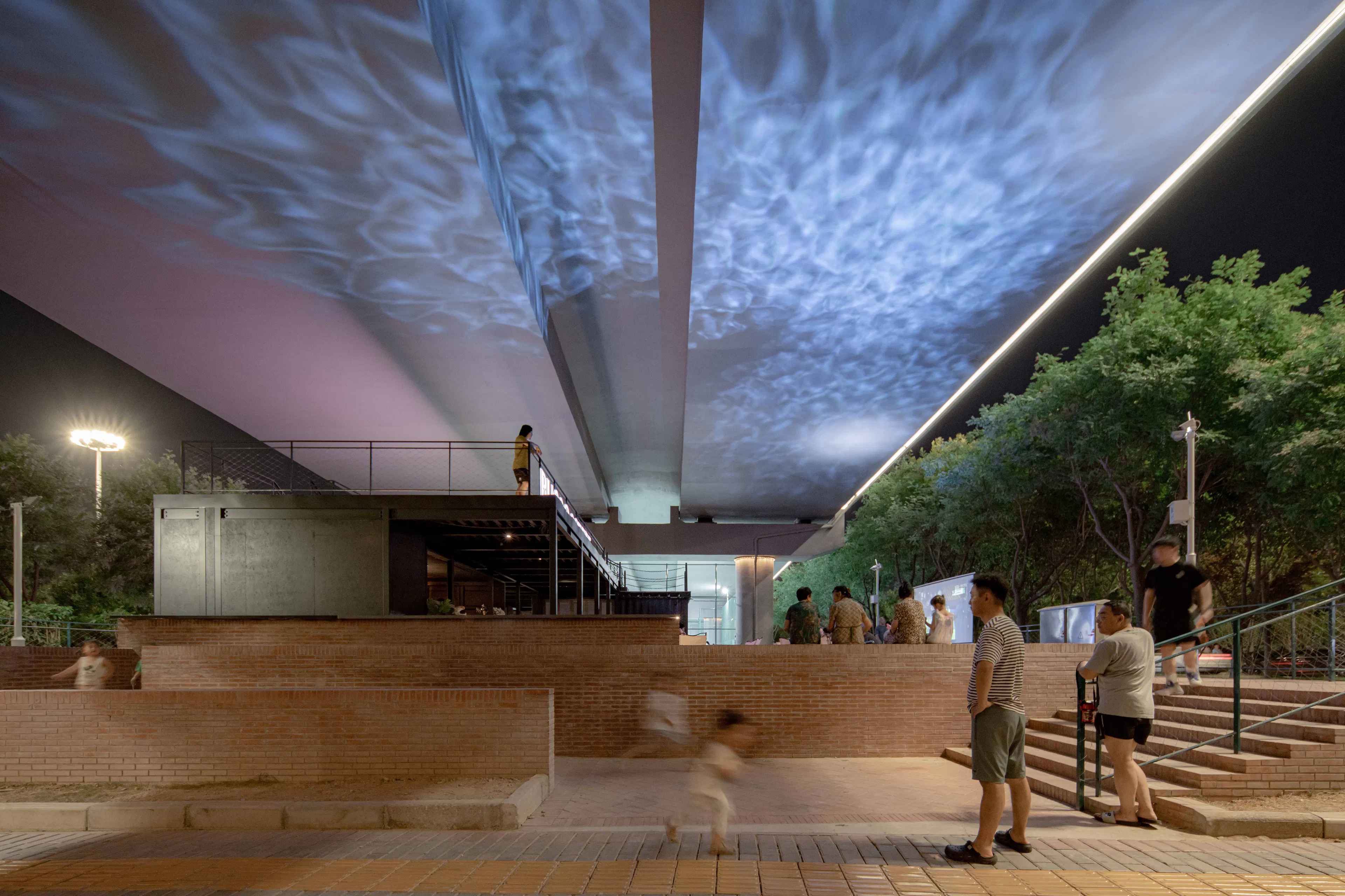 Renewal and Renovation of Space under Weiyang Overpass