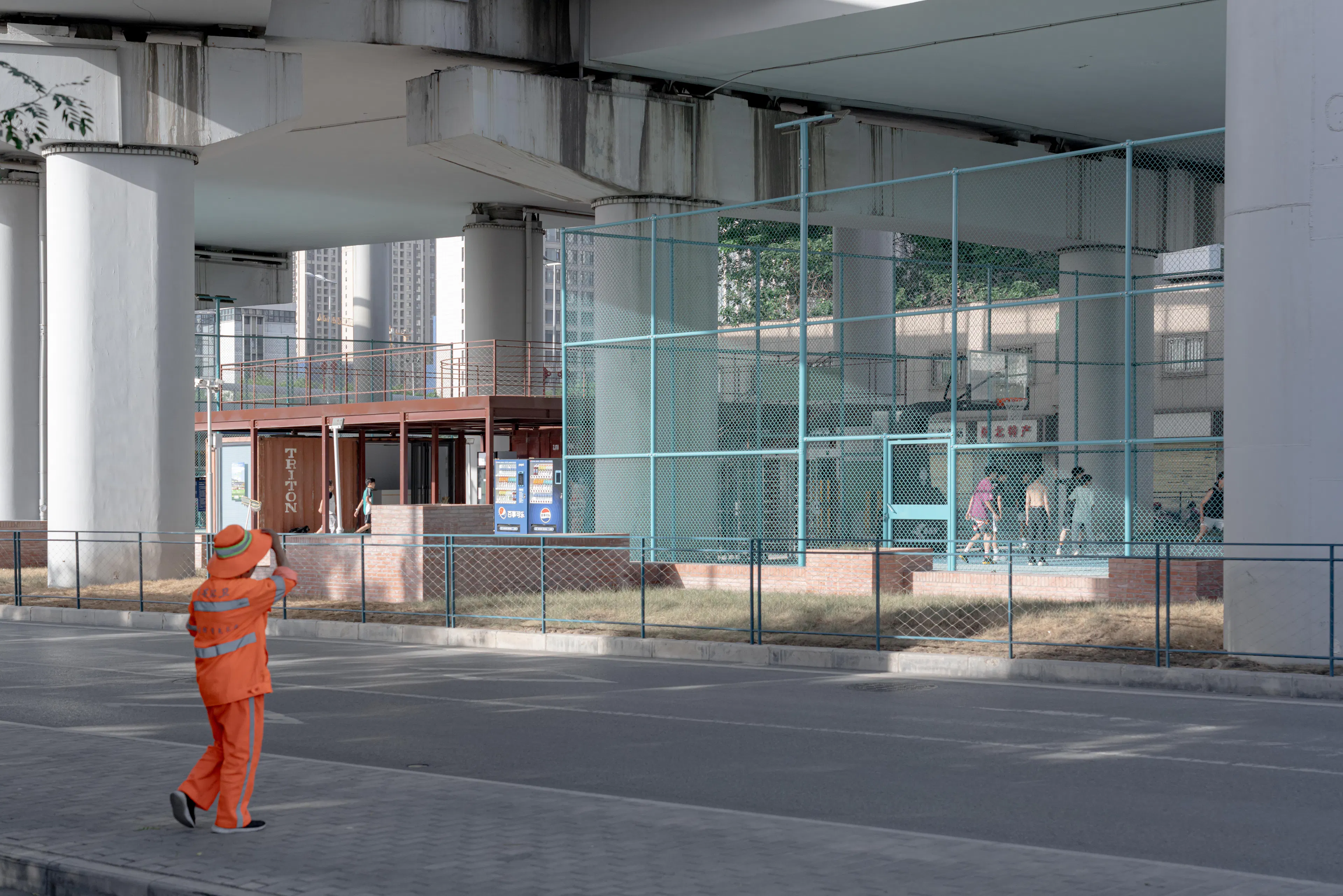 Renewal and Renovation of Space under Weiyang Overpass — 2