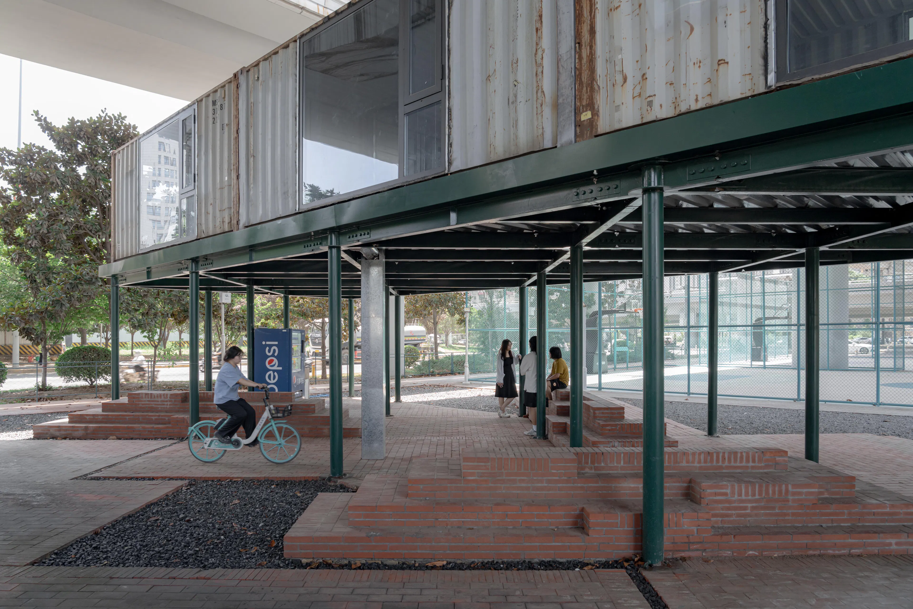 Renewal and Renovation of Space under Weiyang Overpass — 10