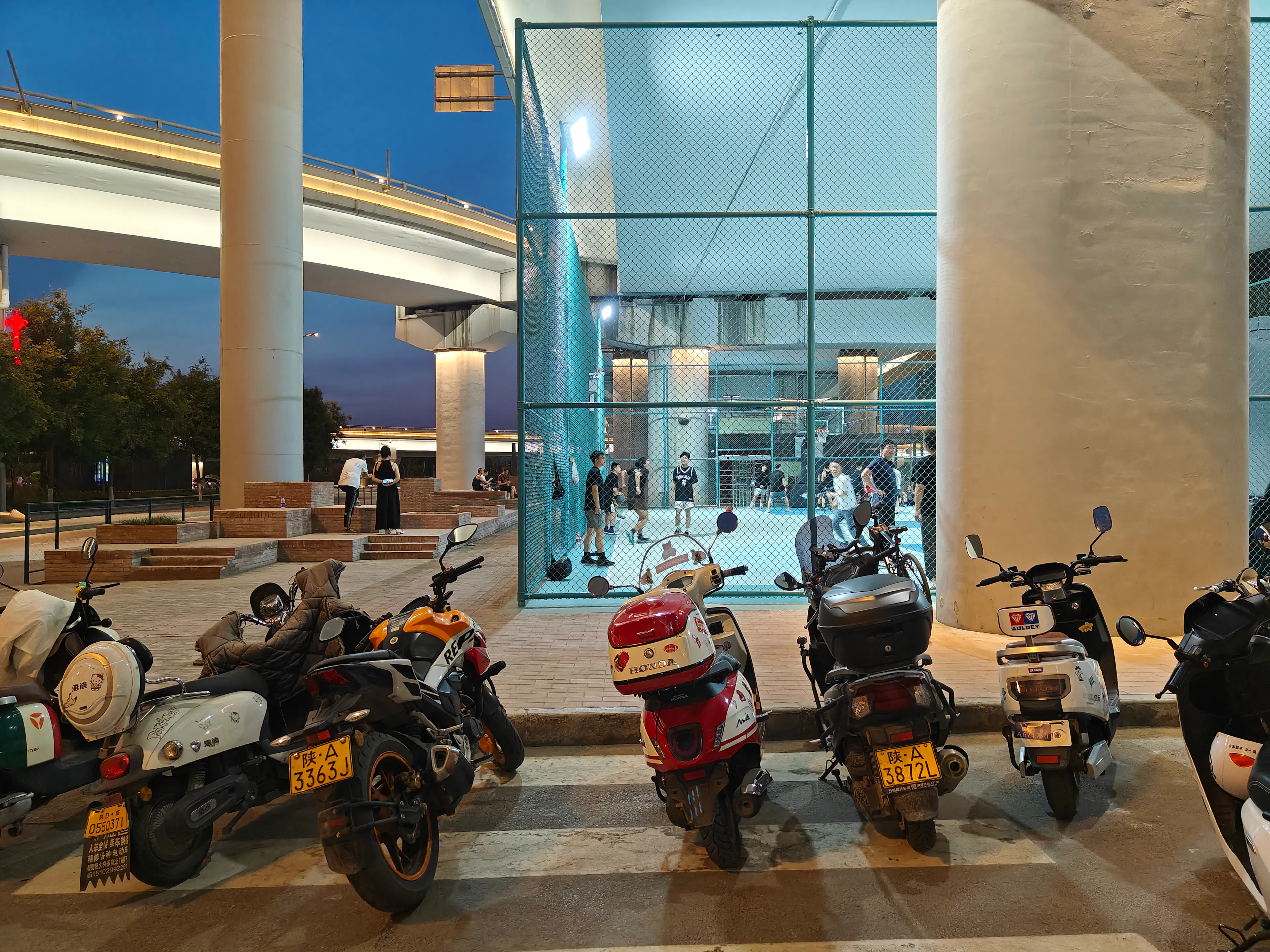 Renewal and Renovation of Space under Weiyang Overpass — 11