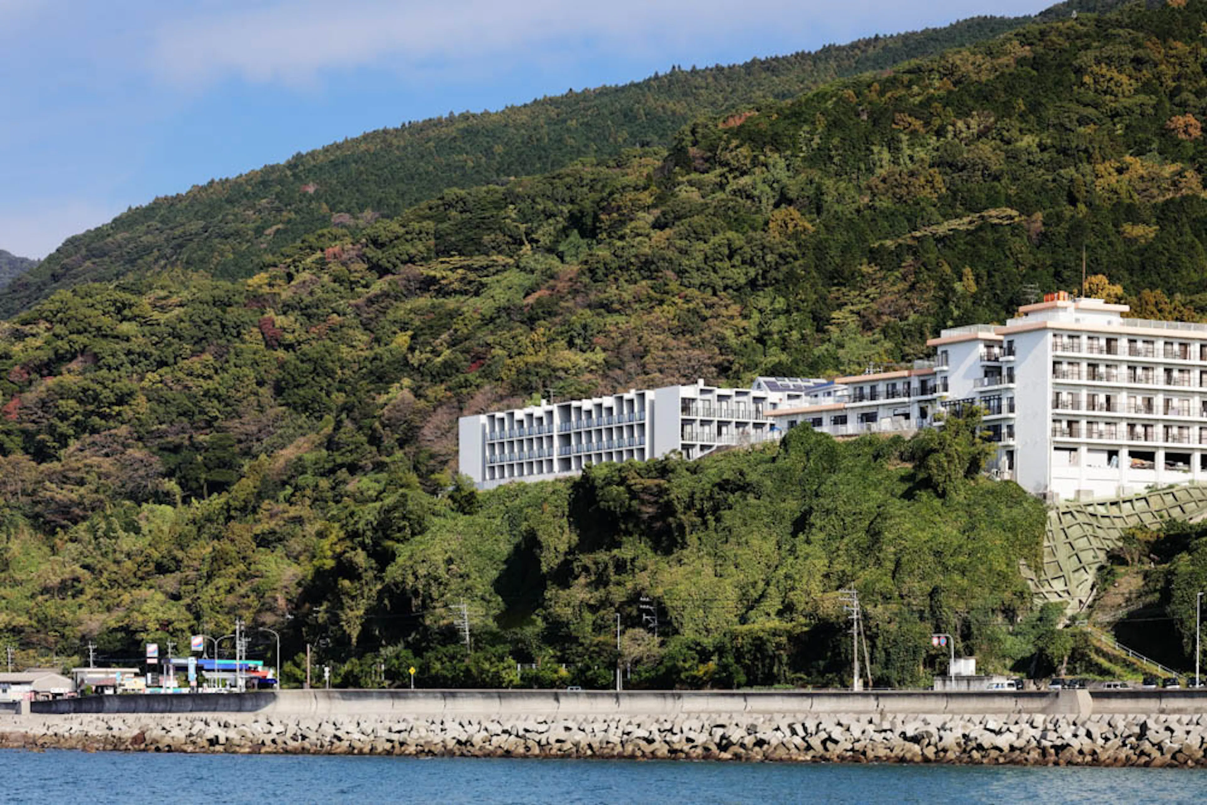 NURSING HOME YURAKU-EN — 1