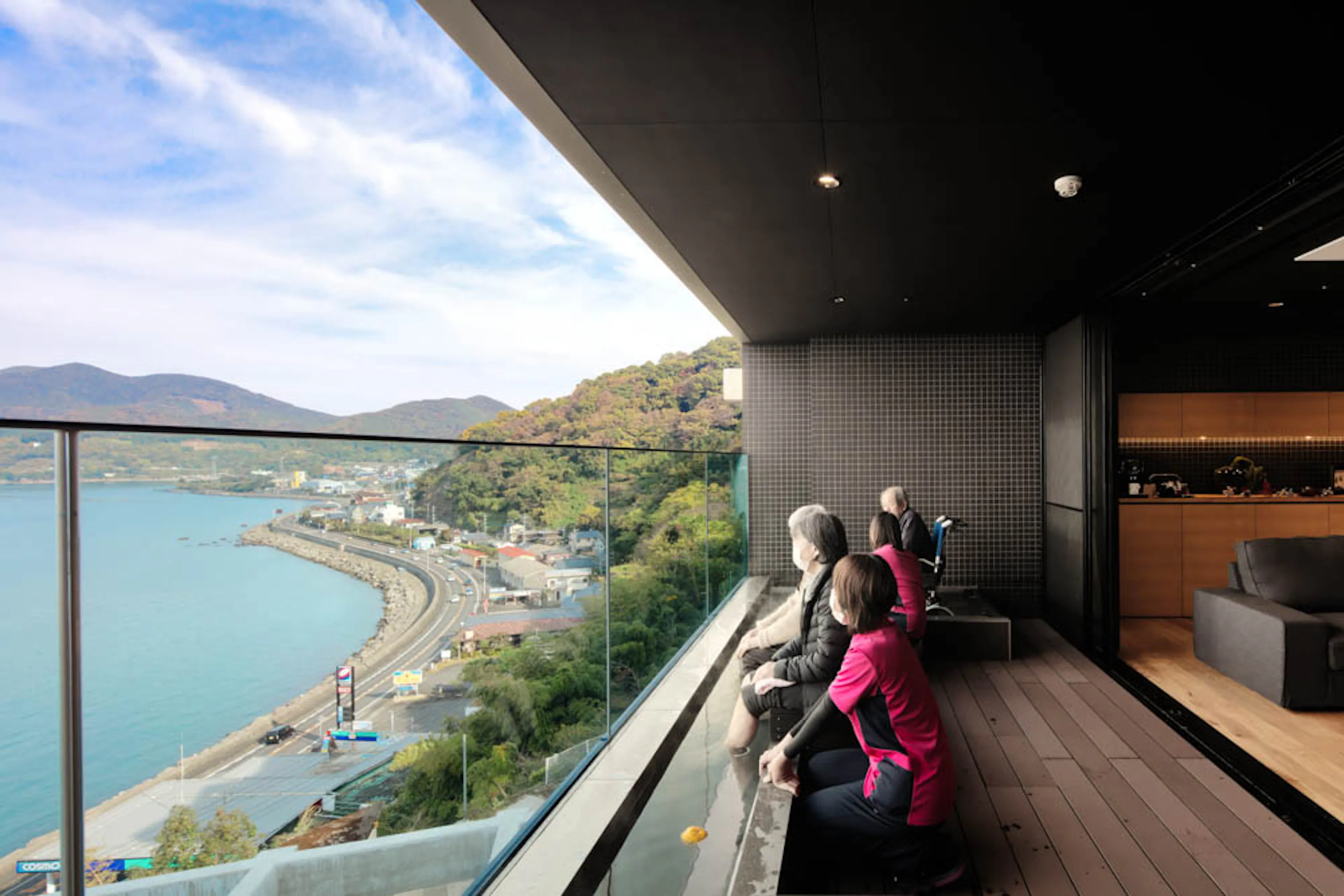 NURSING HOME YURAKU-EN — 9