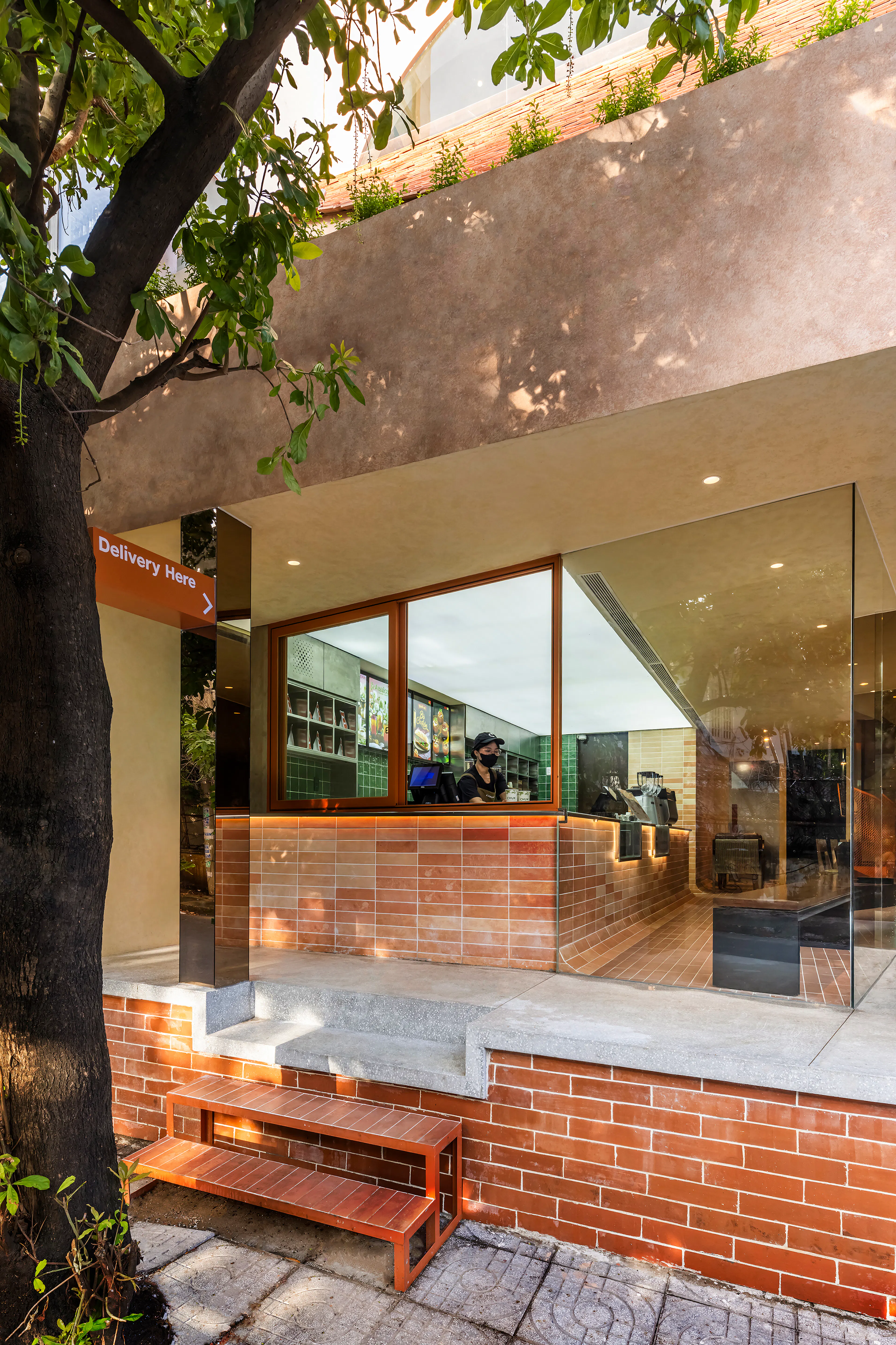 CHUK HERITAGE — 10