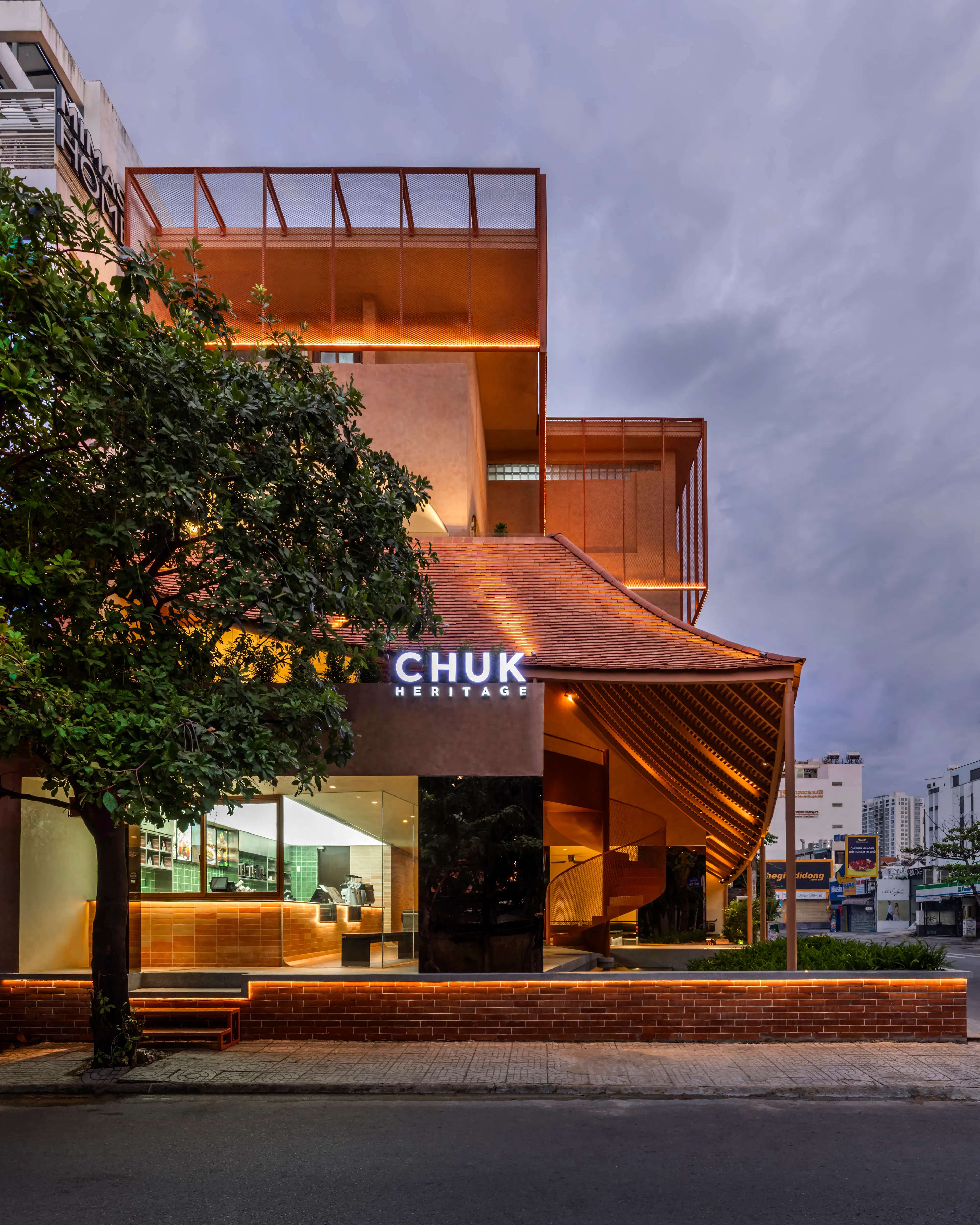 CHUK HERITAGE — 27