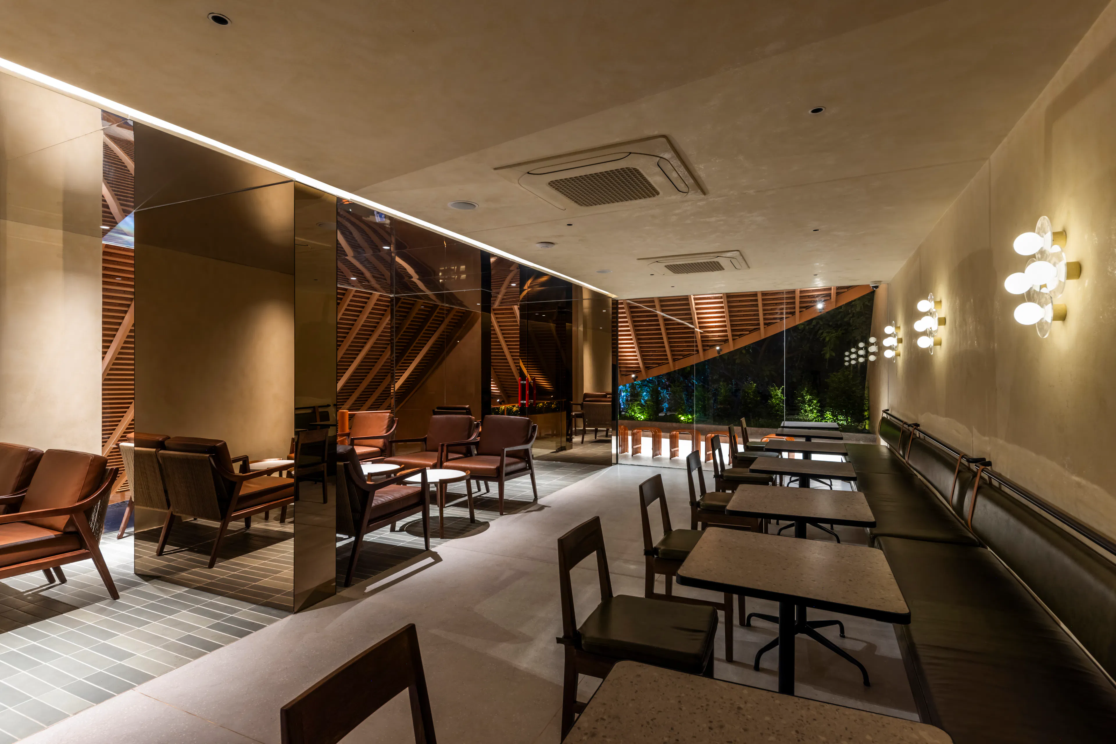 CHUK HERITAGE — 32