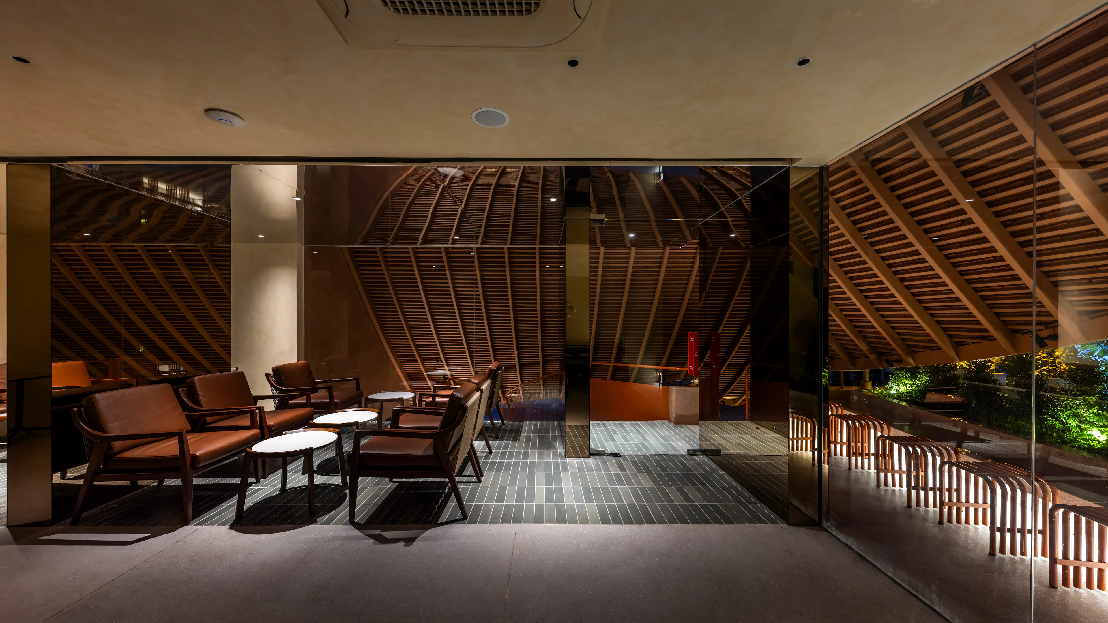 CHUK HERITAGE — 33