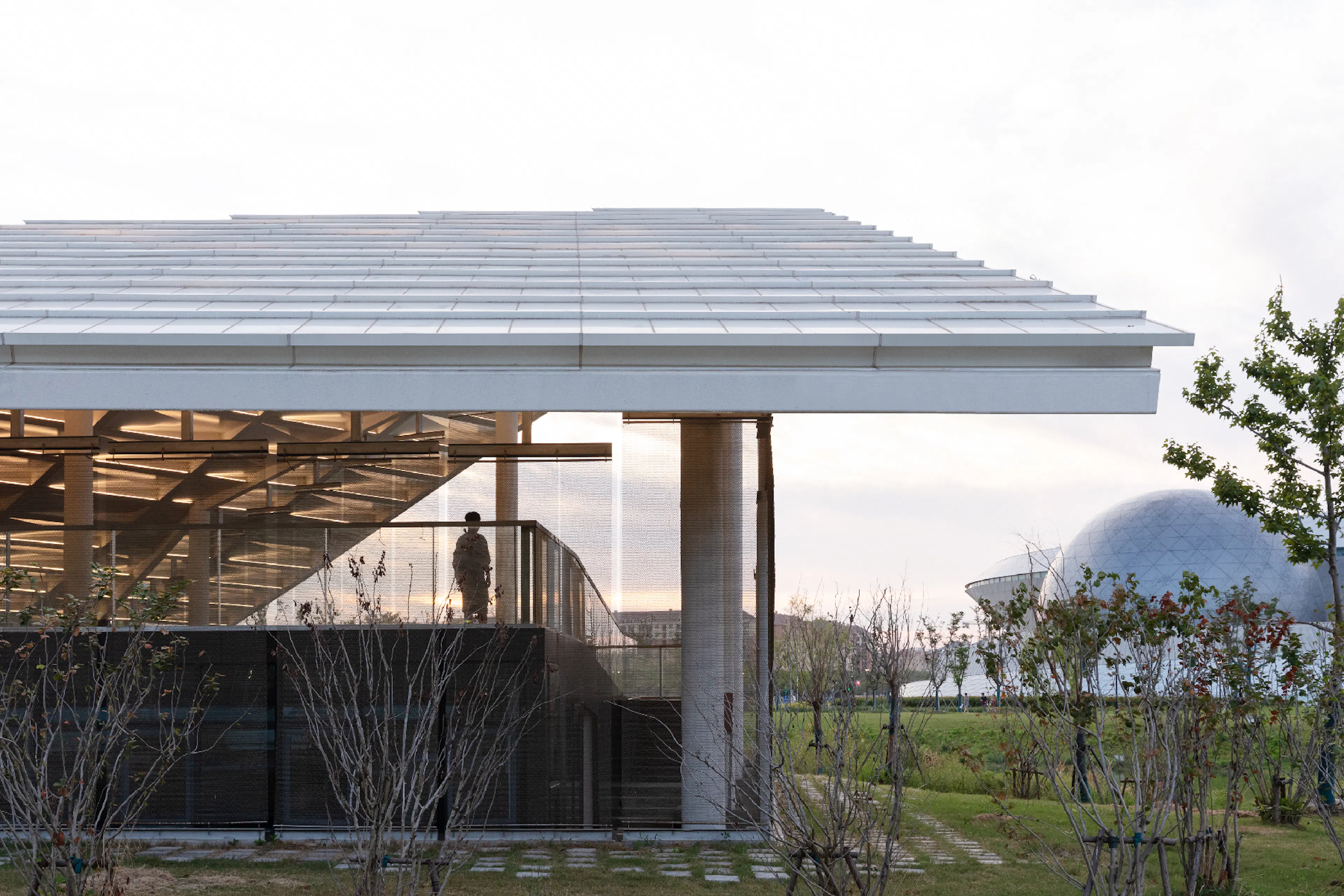 Zero-Carbon Origami Airplane— Shanghai Lin’gang Starry Sky Theme Park Visitor Service Center — 10