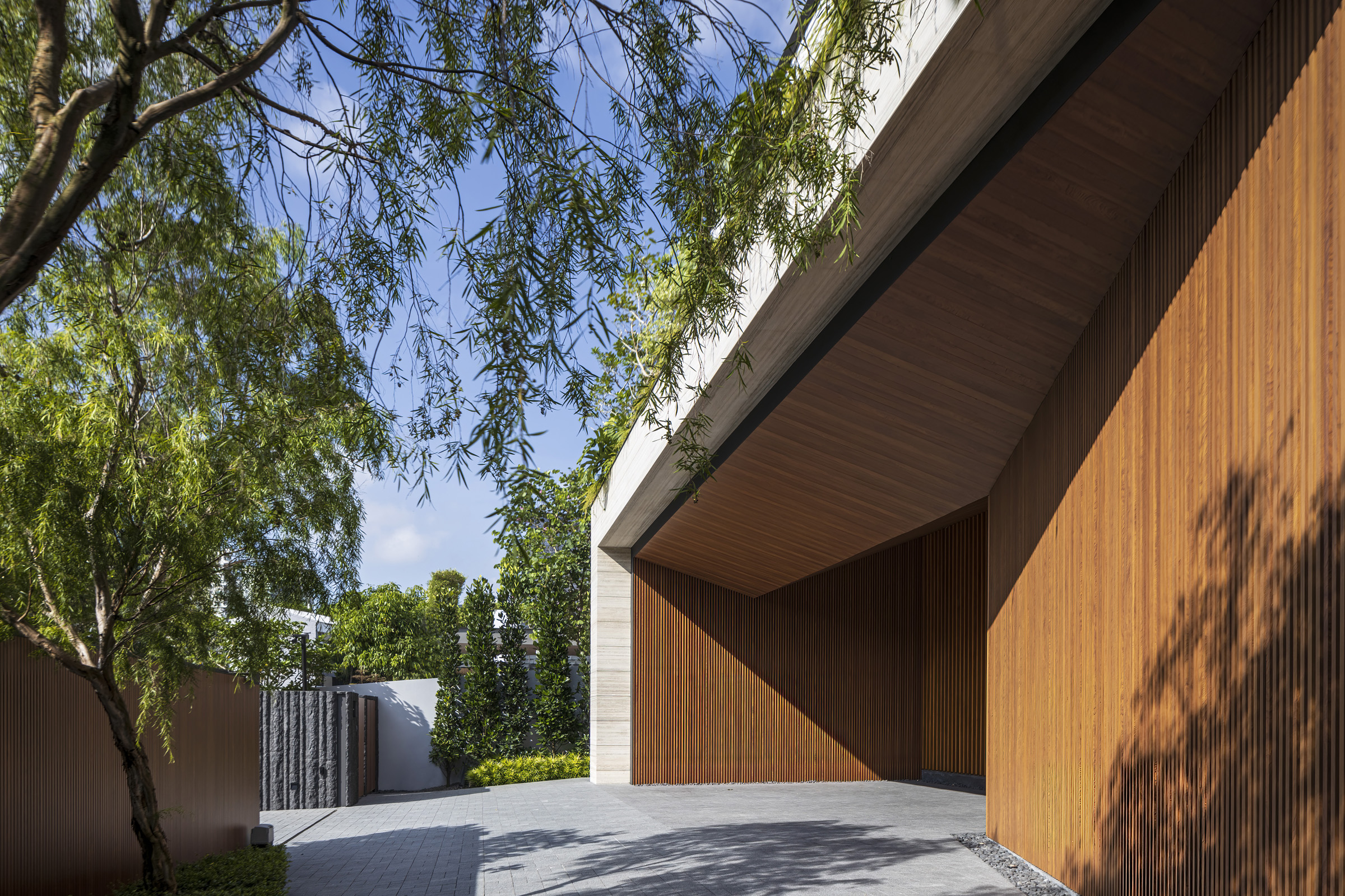Open Courtyard House by Wallflower Architecture + Design - Architizer