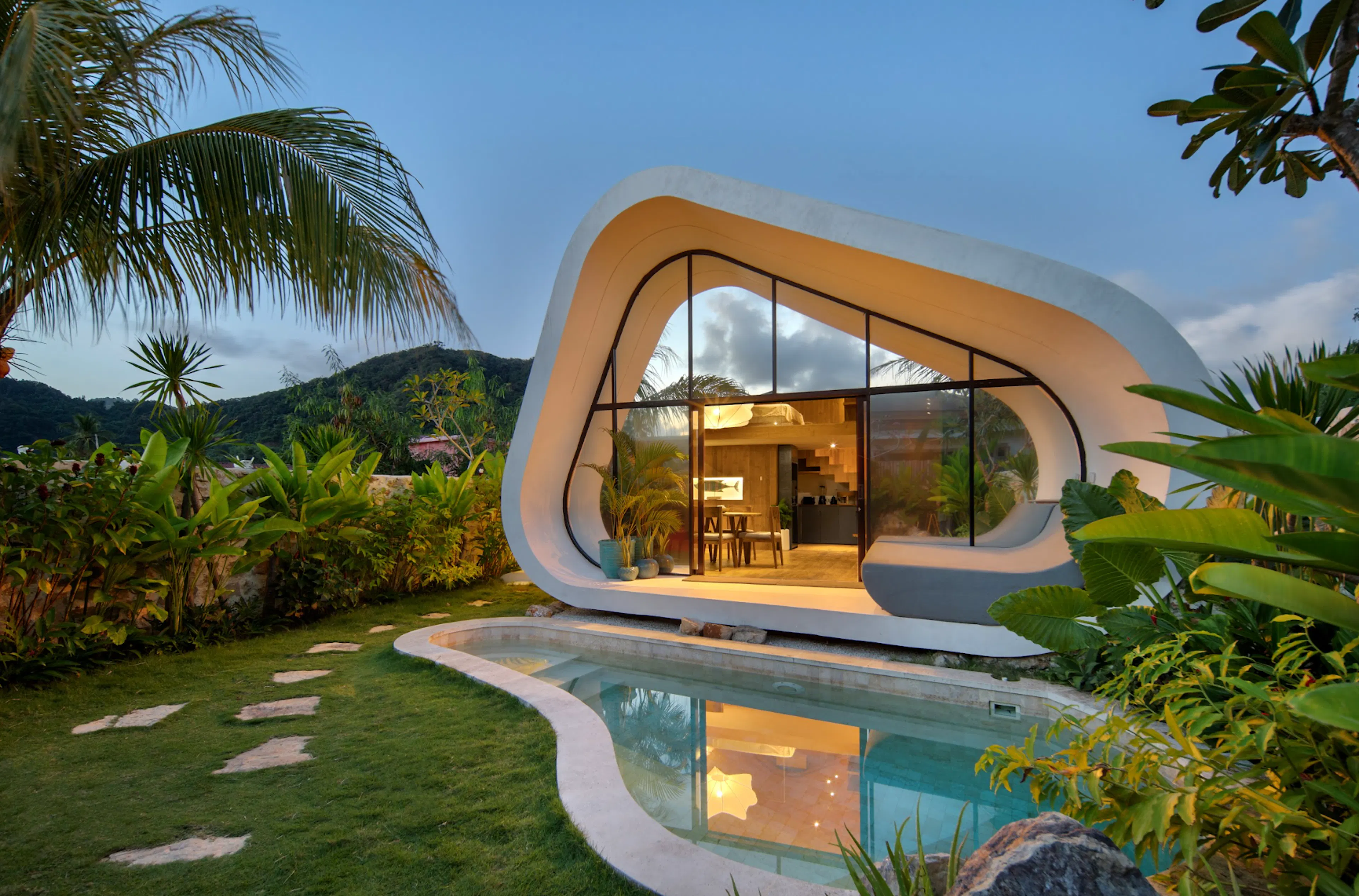 Luna Beach Club — 26