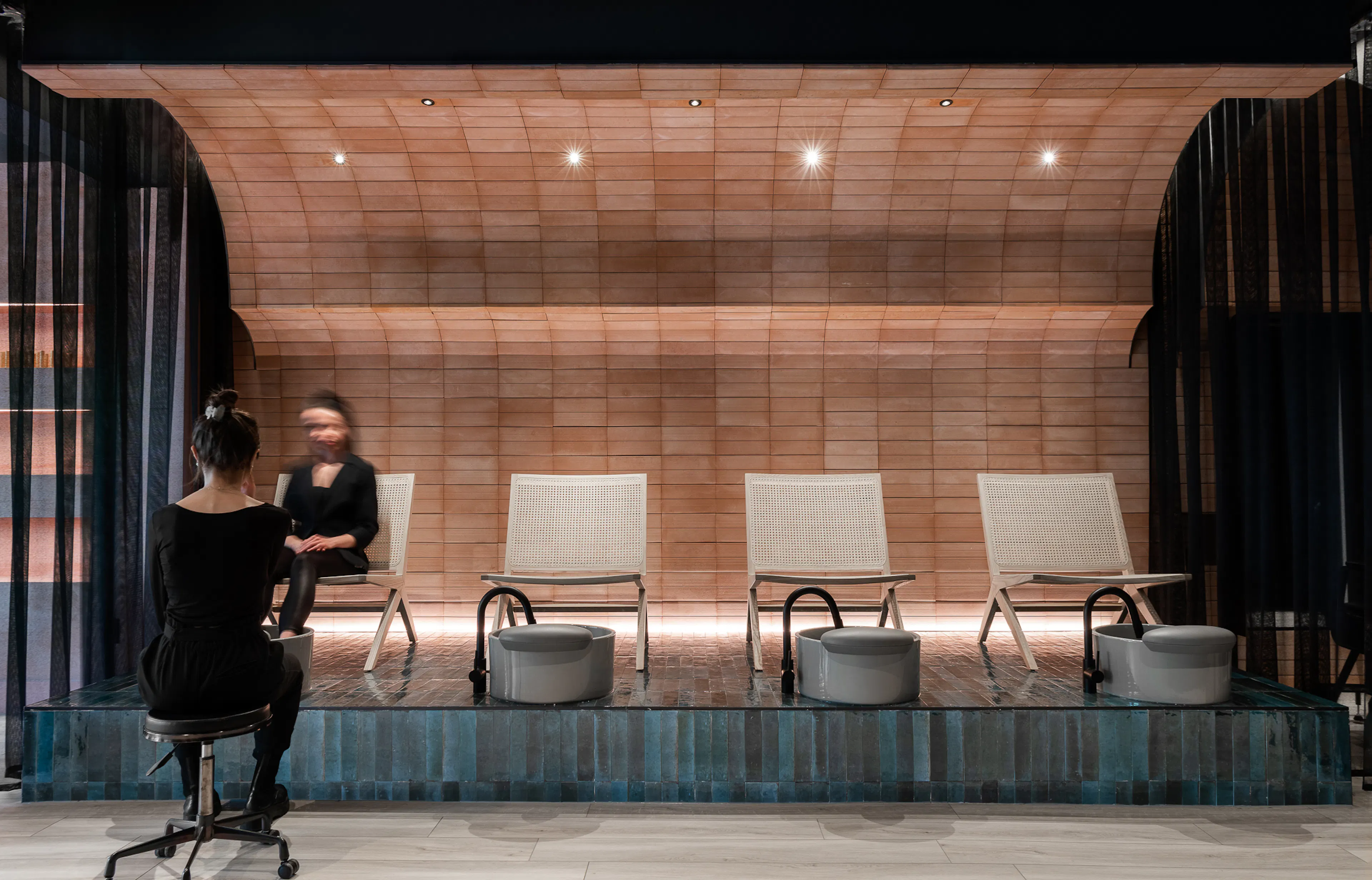 North Drive House — 18