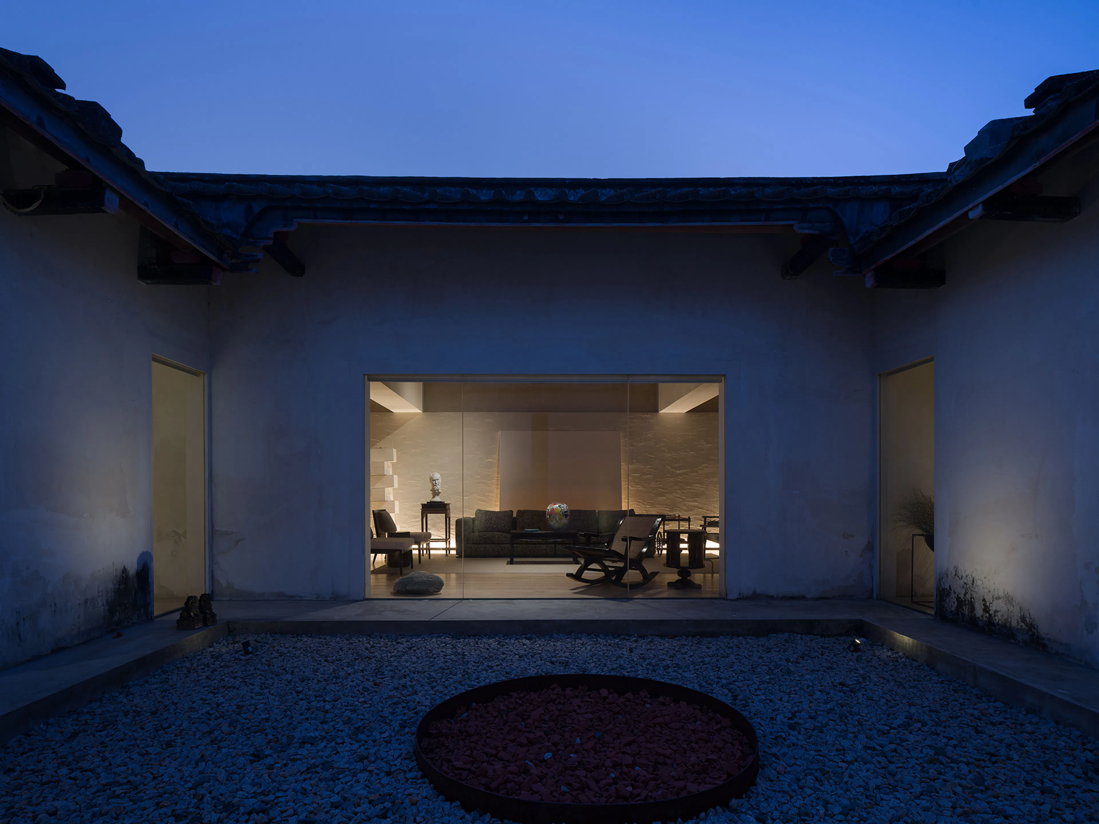 Chasing Light · Overland Headquarters & Showroom