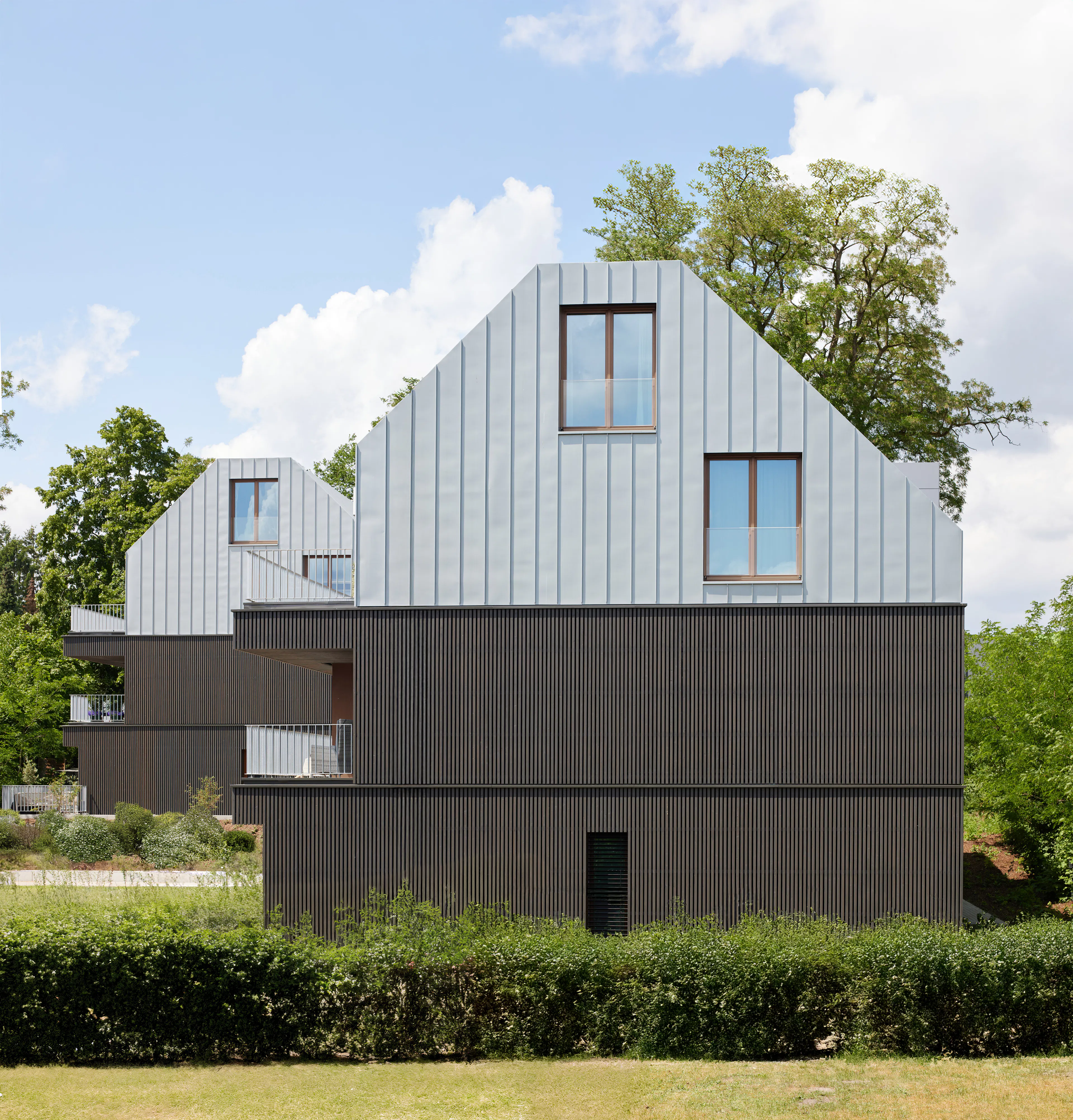 Car Showroom Halle — 21