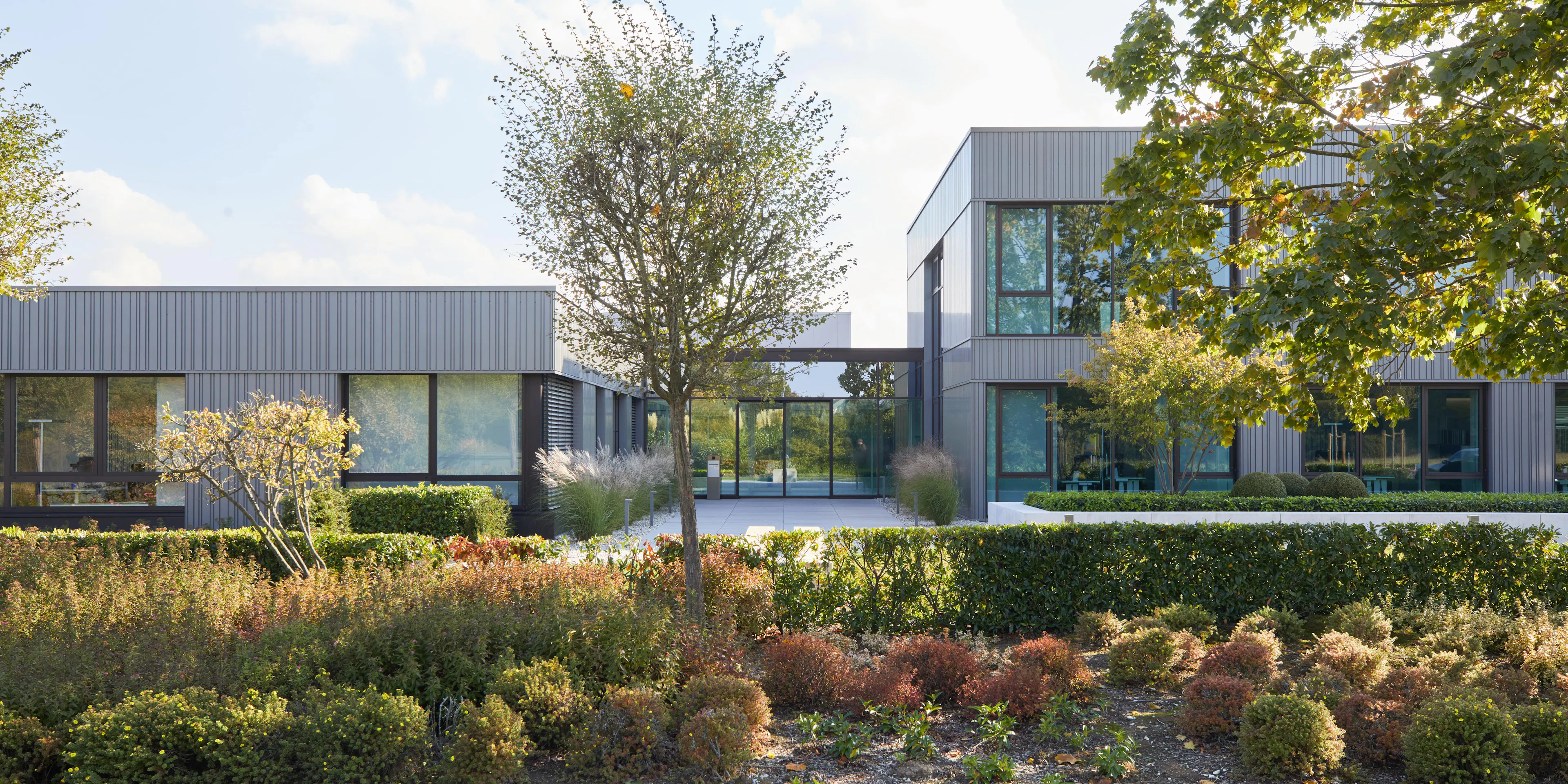 Car Showroom Halle — 11